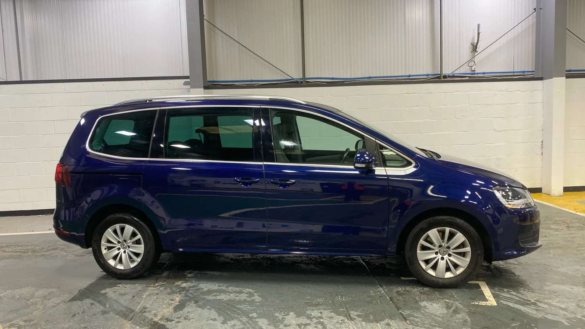 A 2021 VOLKSWAGEN SHARAN 1.4 TSI SE Nav DSG A 2021 VOLKSWAGEN SHARAN 1.4 TSI SE Nav DSG