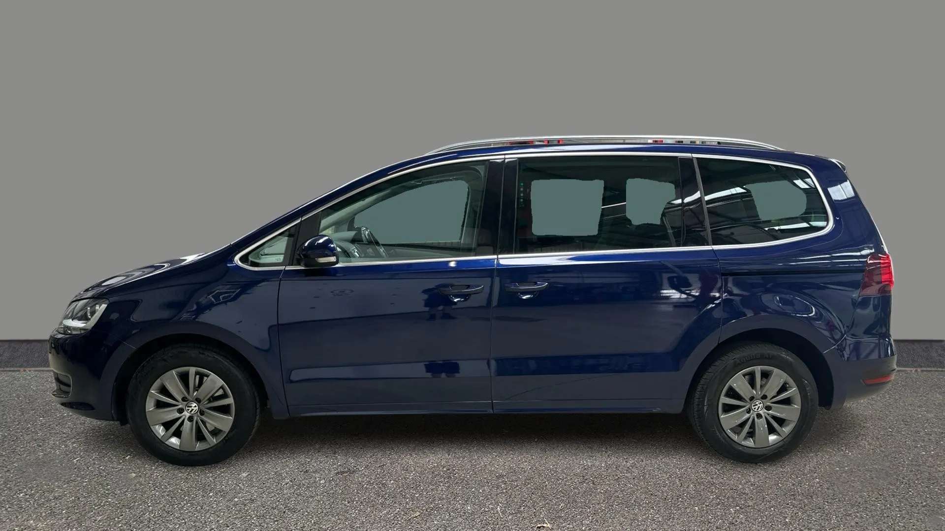 A 2021 VOLKSWAGEN SHARAN 1.4 TSI SE Nav DSG A 2021 VOLKSWAGEN SHARAN 1.4 TSI SE Nav DSG