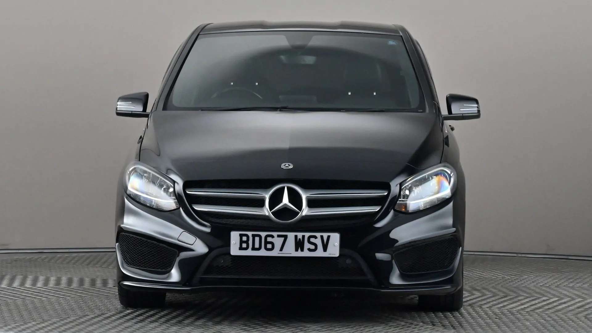 A 2017 MERCEDES-BENZ B CLASS B180d AMG Line Auto A 2017 MERCEDES-BENZ B CLASS B180d AMG Line Auto