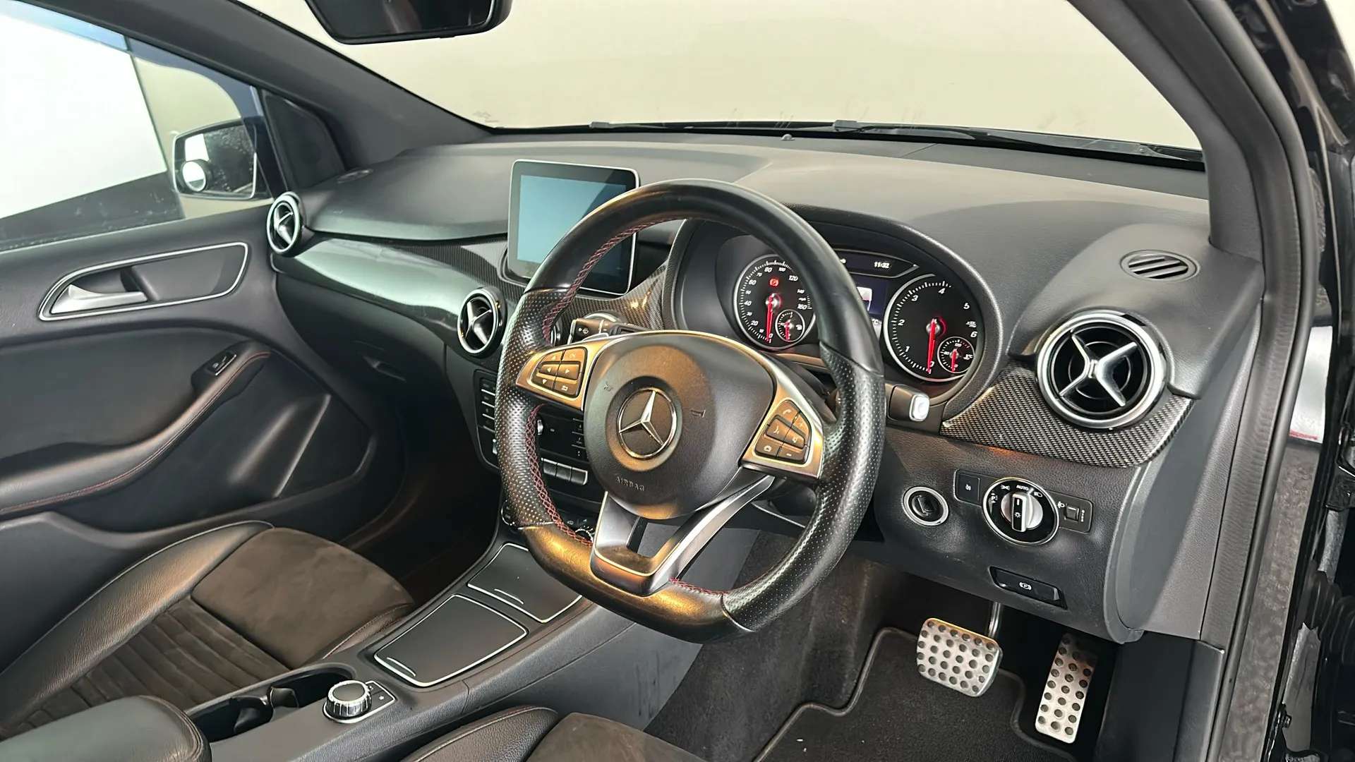 2017 MERCEDES-BENZ B CLASS 2017 MERCEDES-BENZ B CLASS