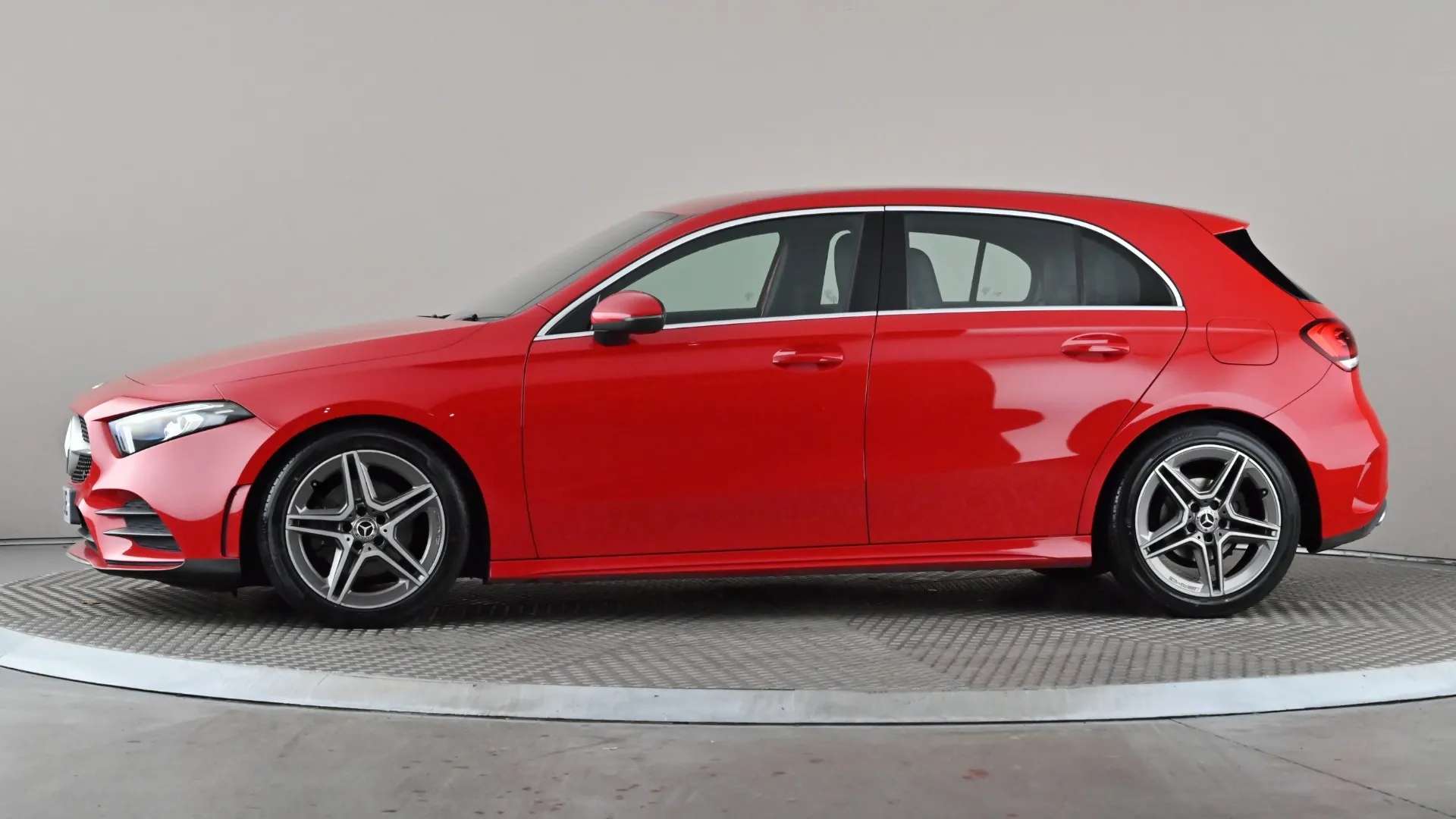A 2019 MERCEDES-BENZ A CLASS A200d AMG Line Auto A 2019 MERCEDES-BENZ A CLASS A200d AMG Line Auto
