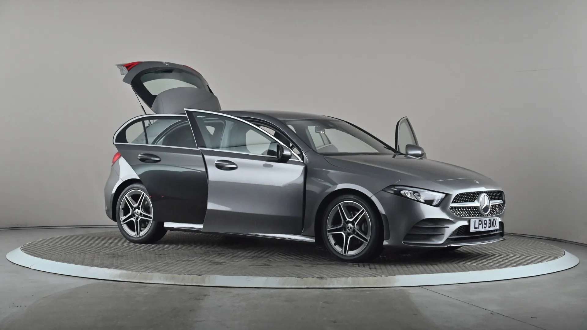 2019 MERCEDES-BENZ A CLASS 2019 MERCEDES-BENZ A CLASS