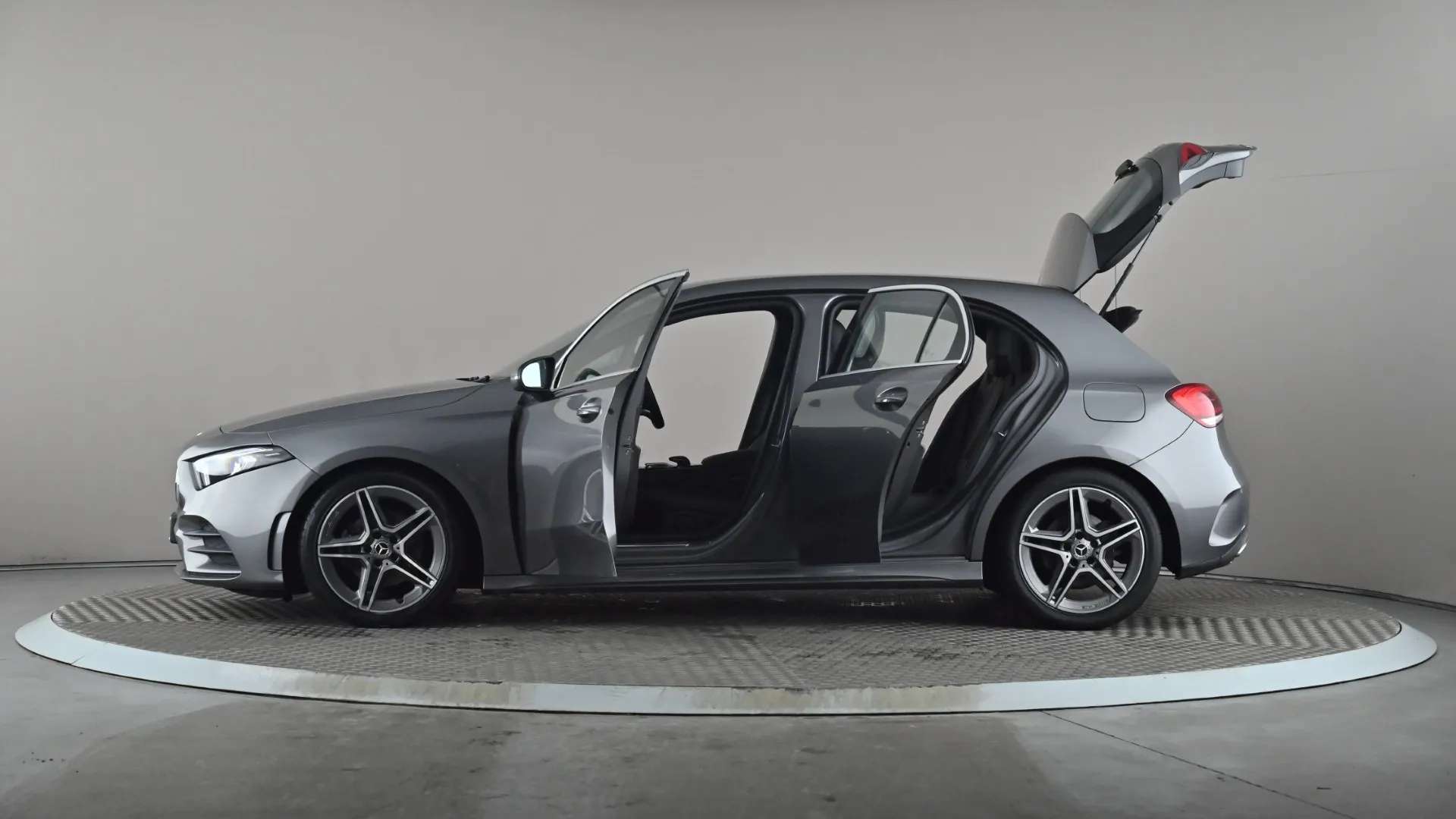 2019 MERCEDES-BENZ A CLASS 2019 MERCEDES-BENZ A CLASS