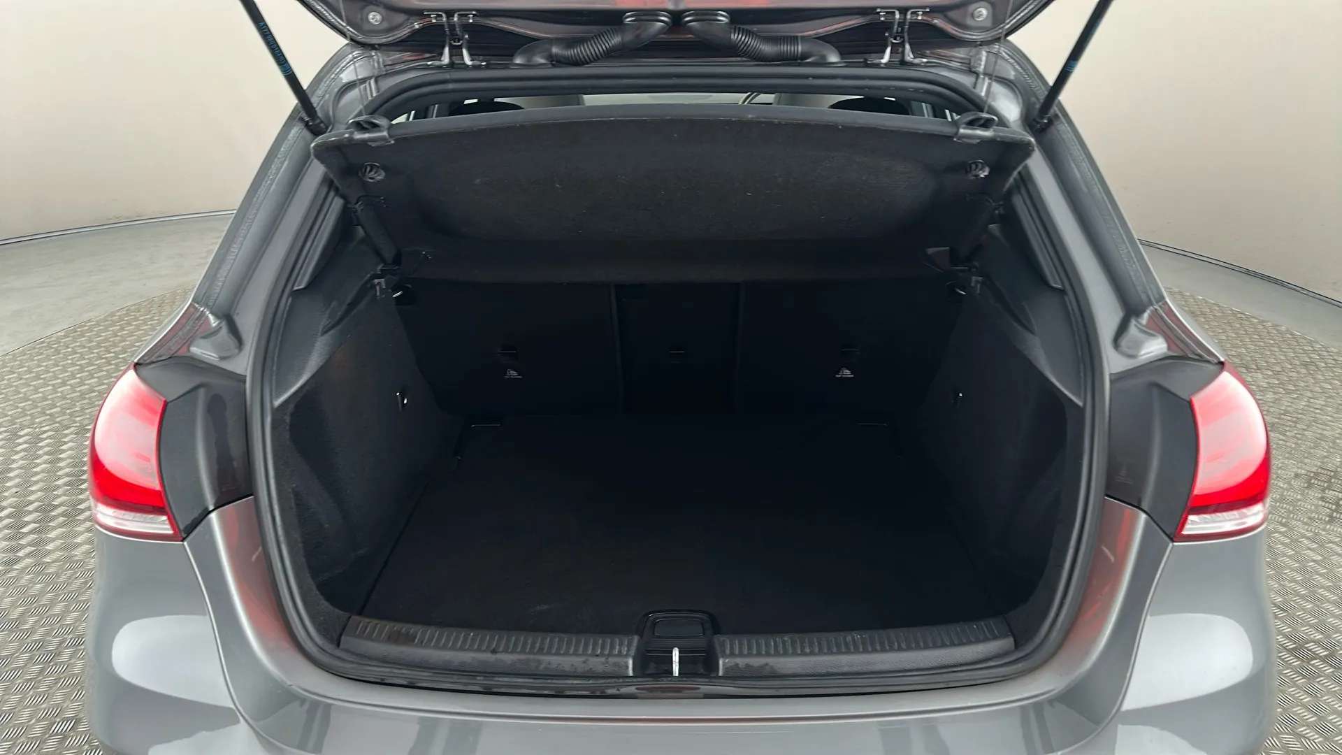 2019 MERCEDES-BENZ A CLASS 2019 MERCEDES-BENZ A CLASS