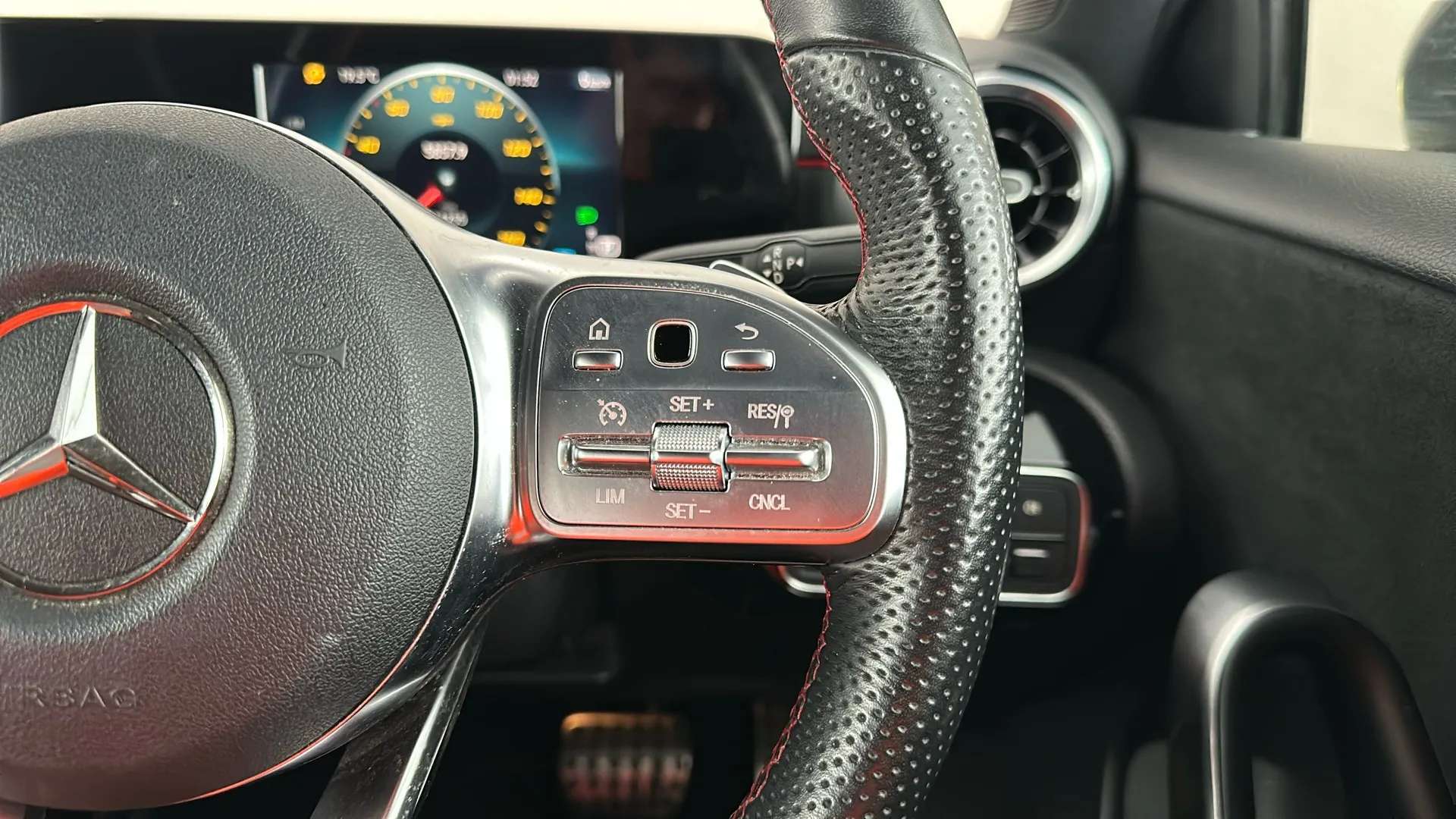 2019 MERCEDES-BENZ A CLASS 2019 MERCEDES-BENZ A CLASS