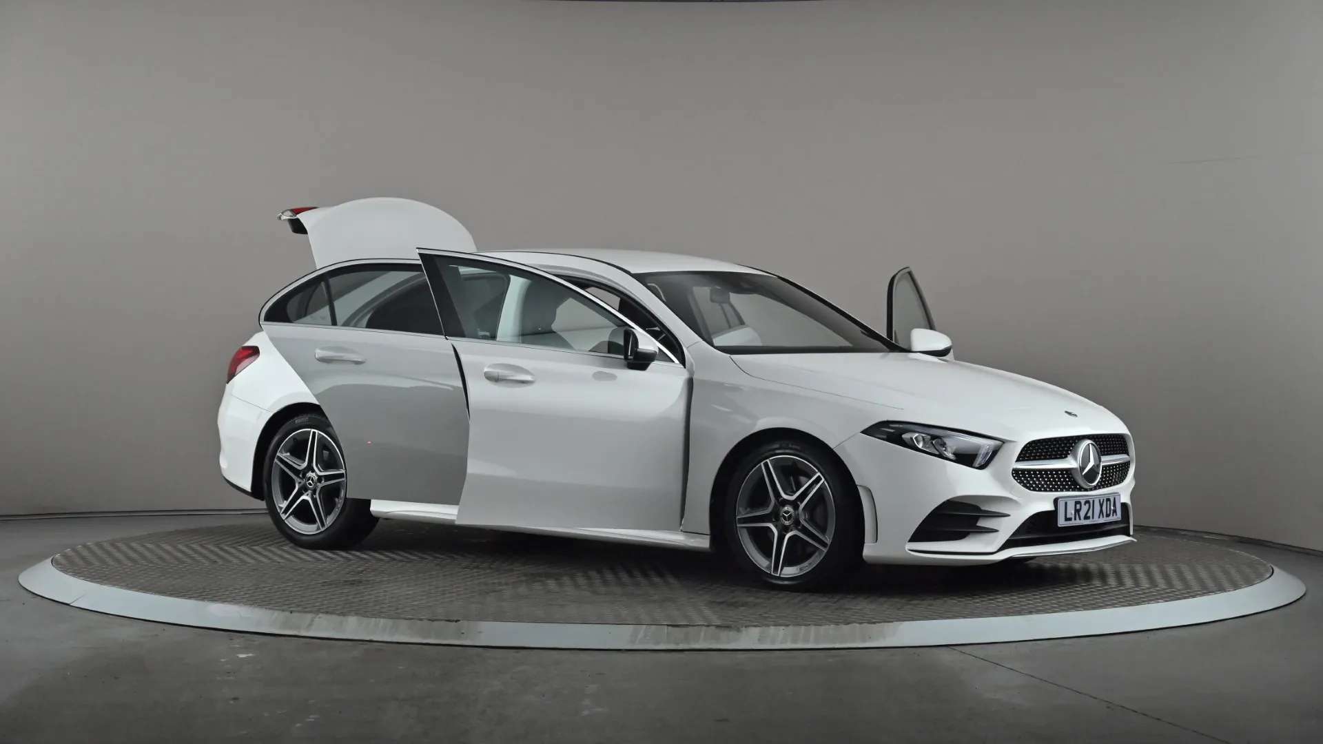 2021 MERCEDES-BENZ A CLASS 2021 MERCEDES-BENZ A CLASS