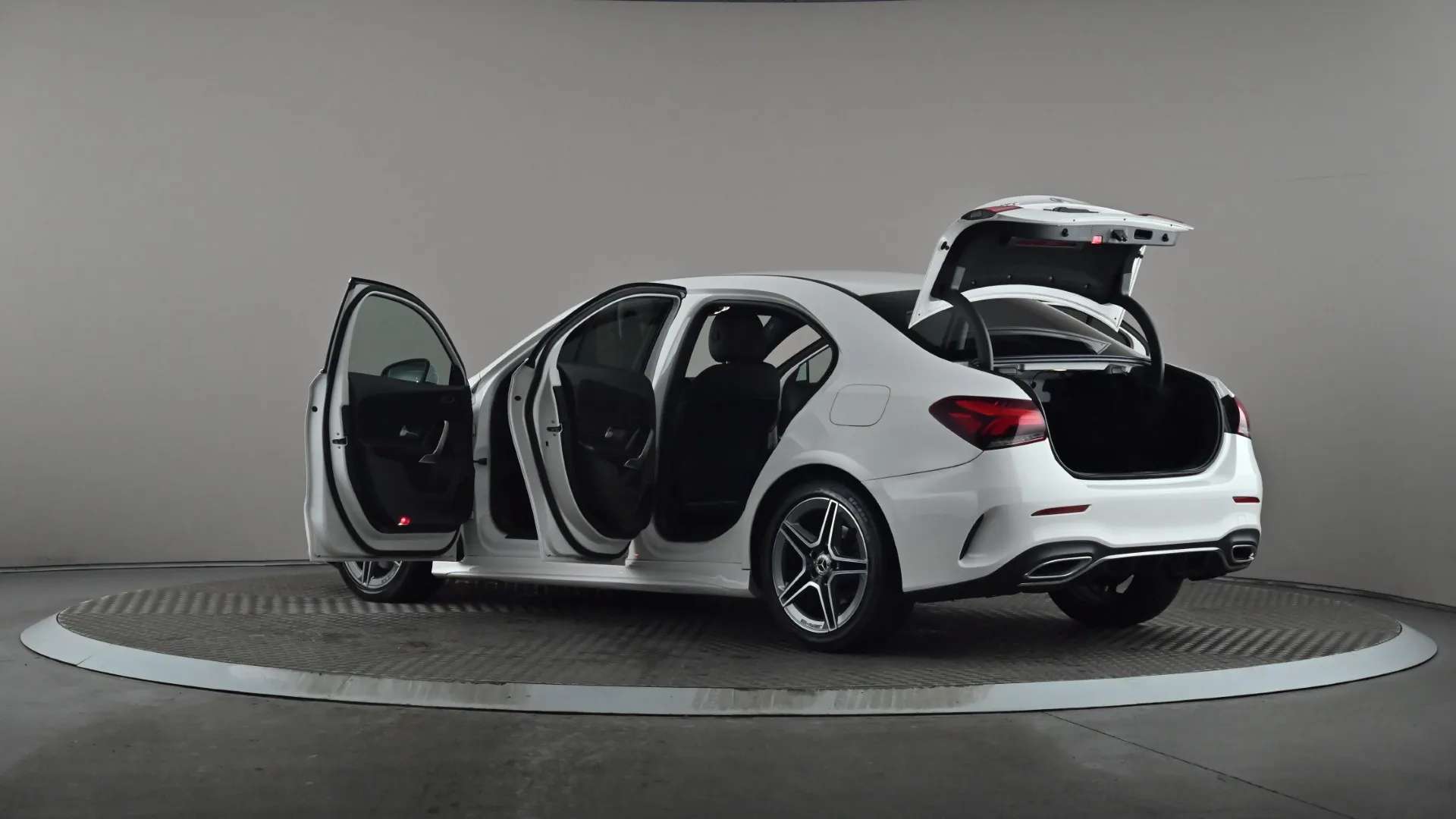 2021 MERCEDES-BENZ A CLASS 2021 MERCEDES-BENZ A CLASS
