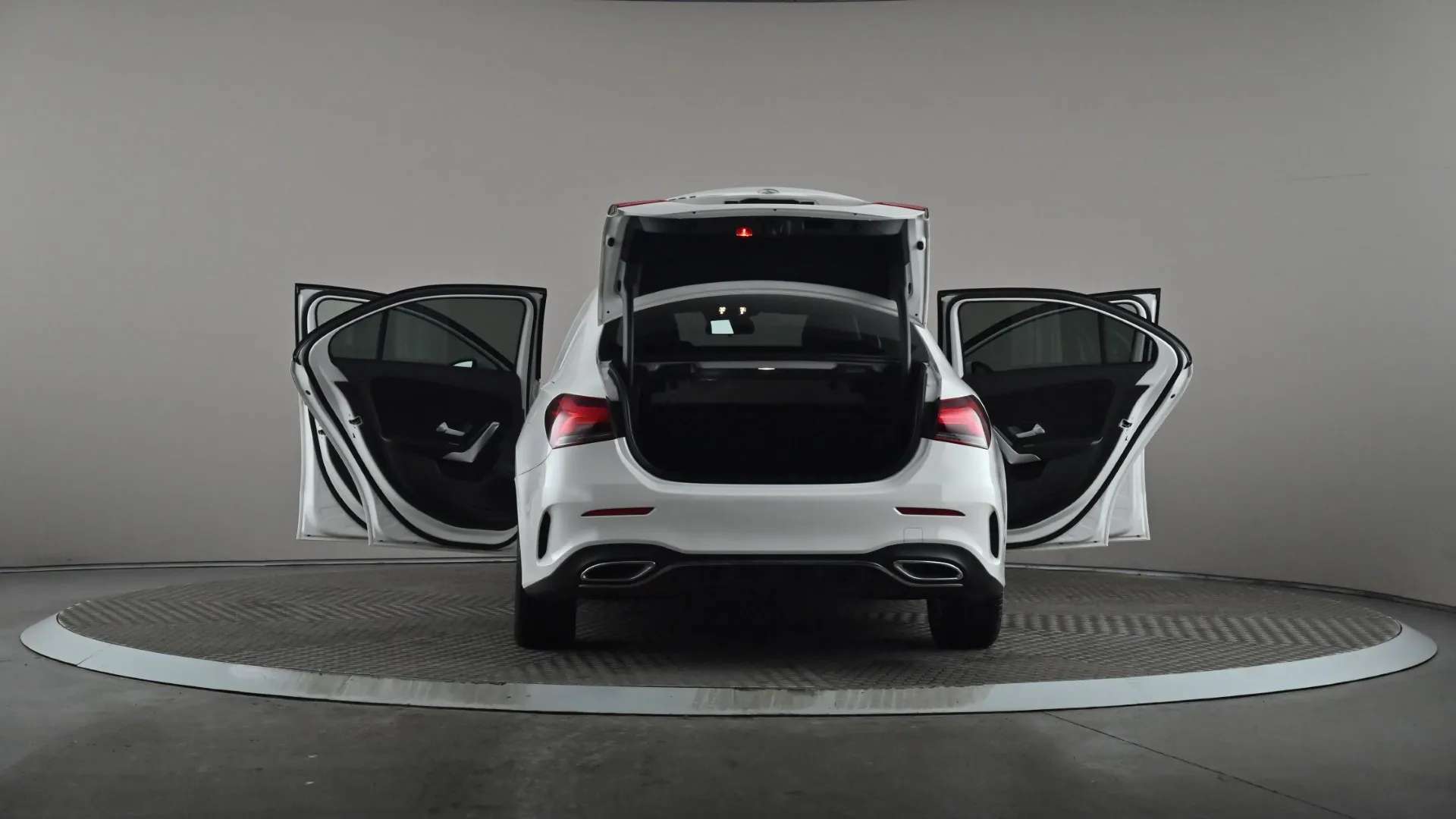 2021 MERCEDES-BENZ A CLASS 2021 MERCEDES-BENZ A CLASS
