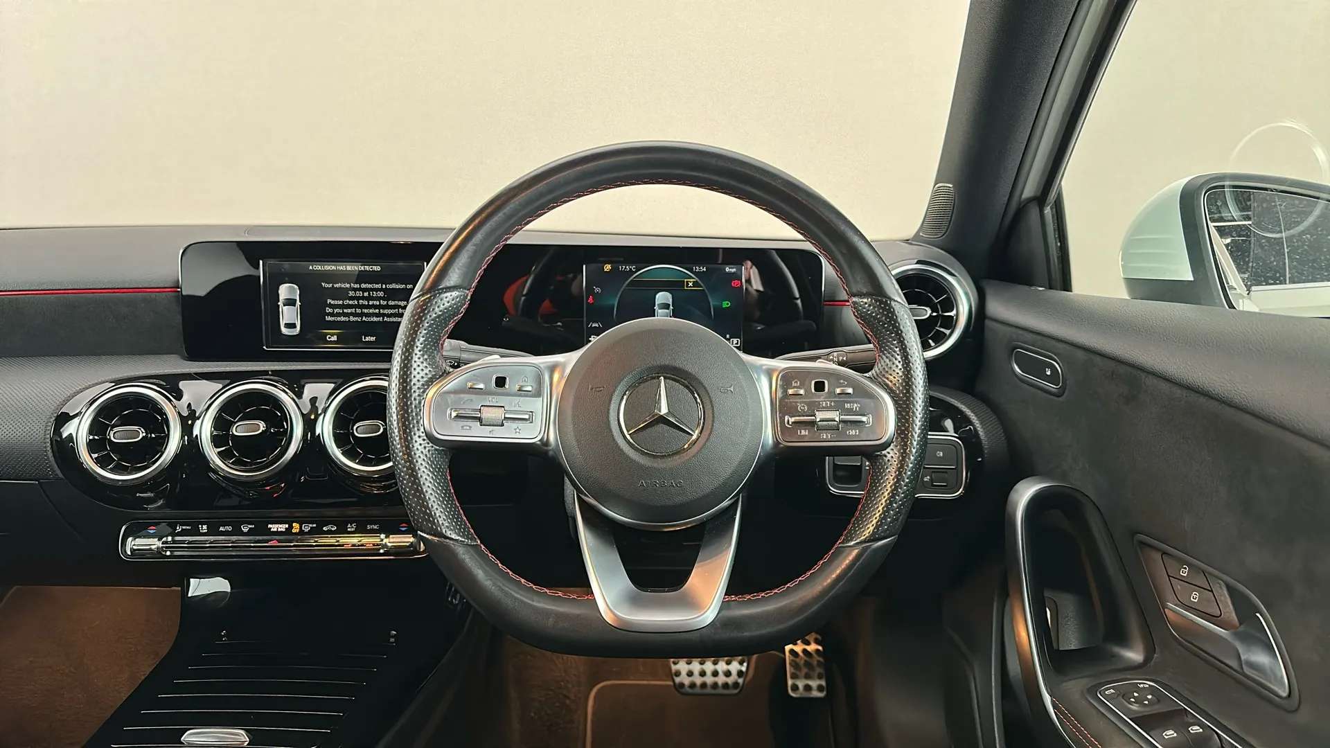 2021 MERCEDES-BENZ A CLASS 2021 MERCEDES-BENZ A CLASS