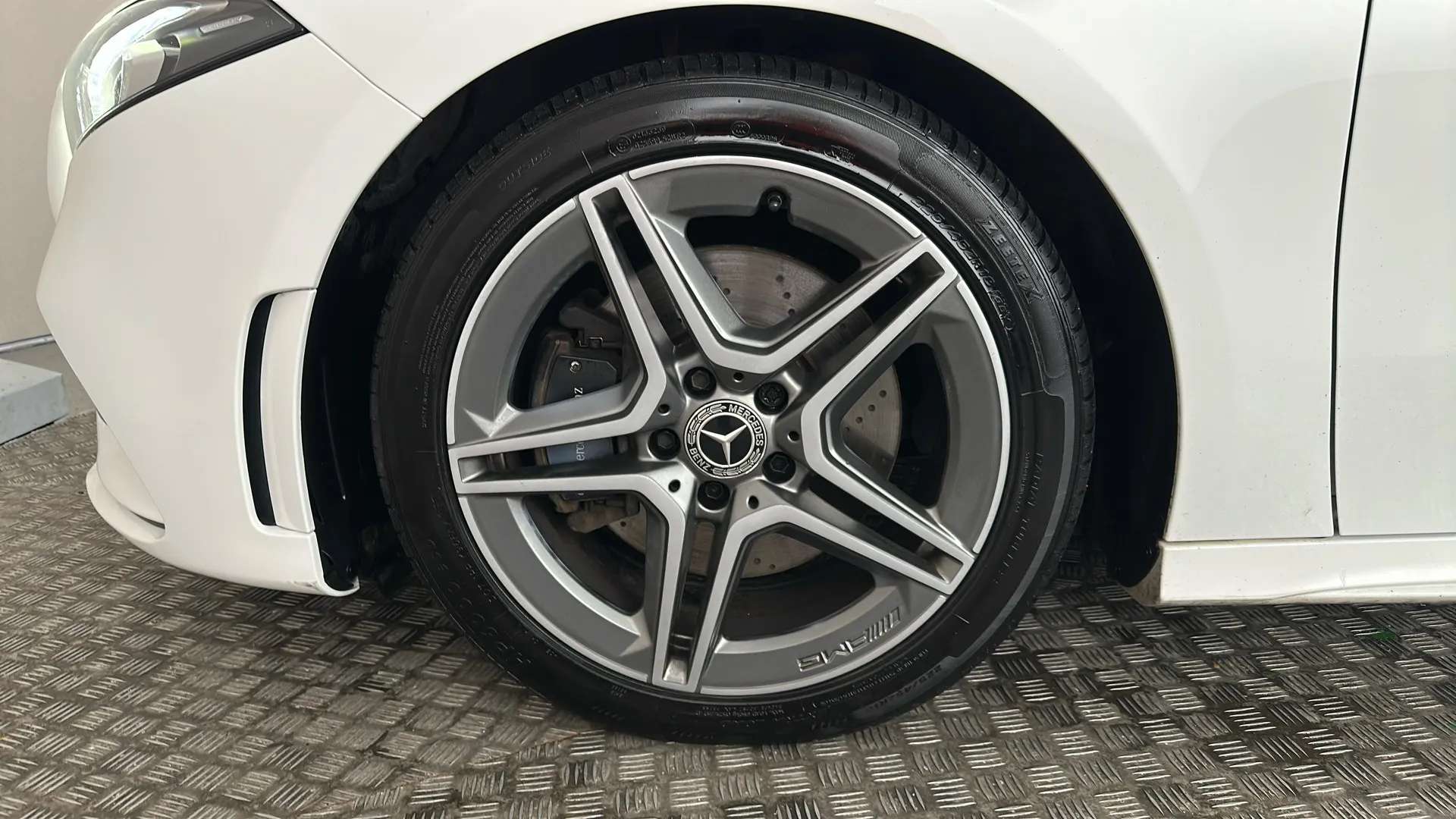 2021 MERCEDES-BENZ A CLASS 2021 MERCEDES-BENZ A CLASS