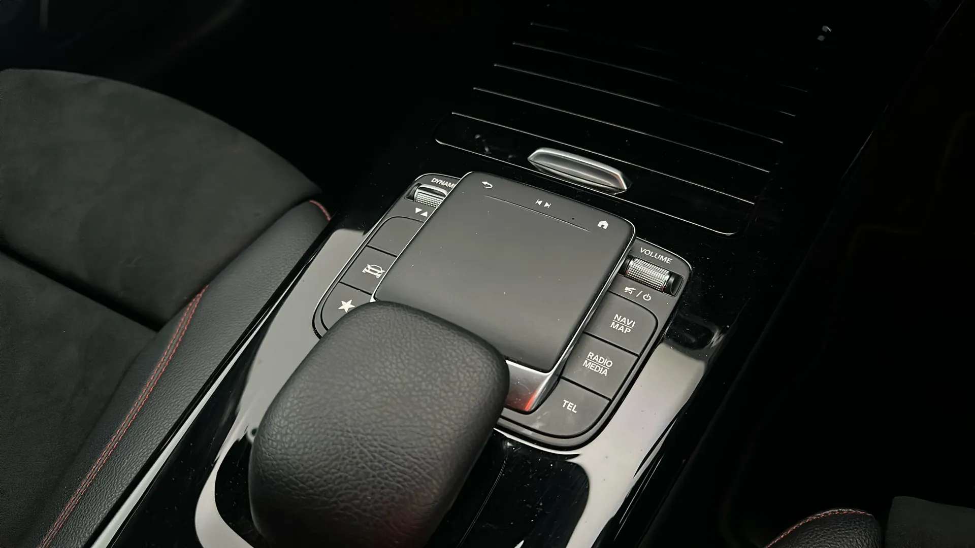2021 MERCEDES-BENZ A CLASS 2021 MERCEDES-BENZ A CLASS
