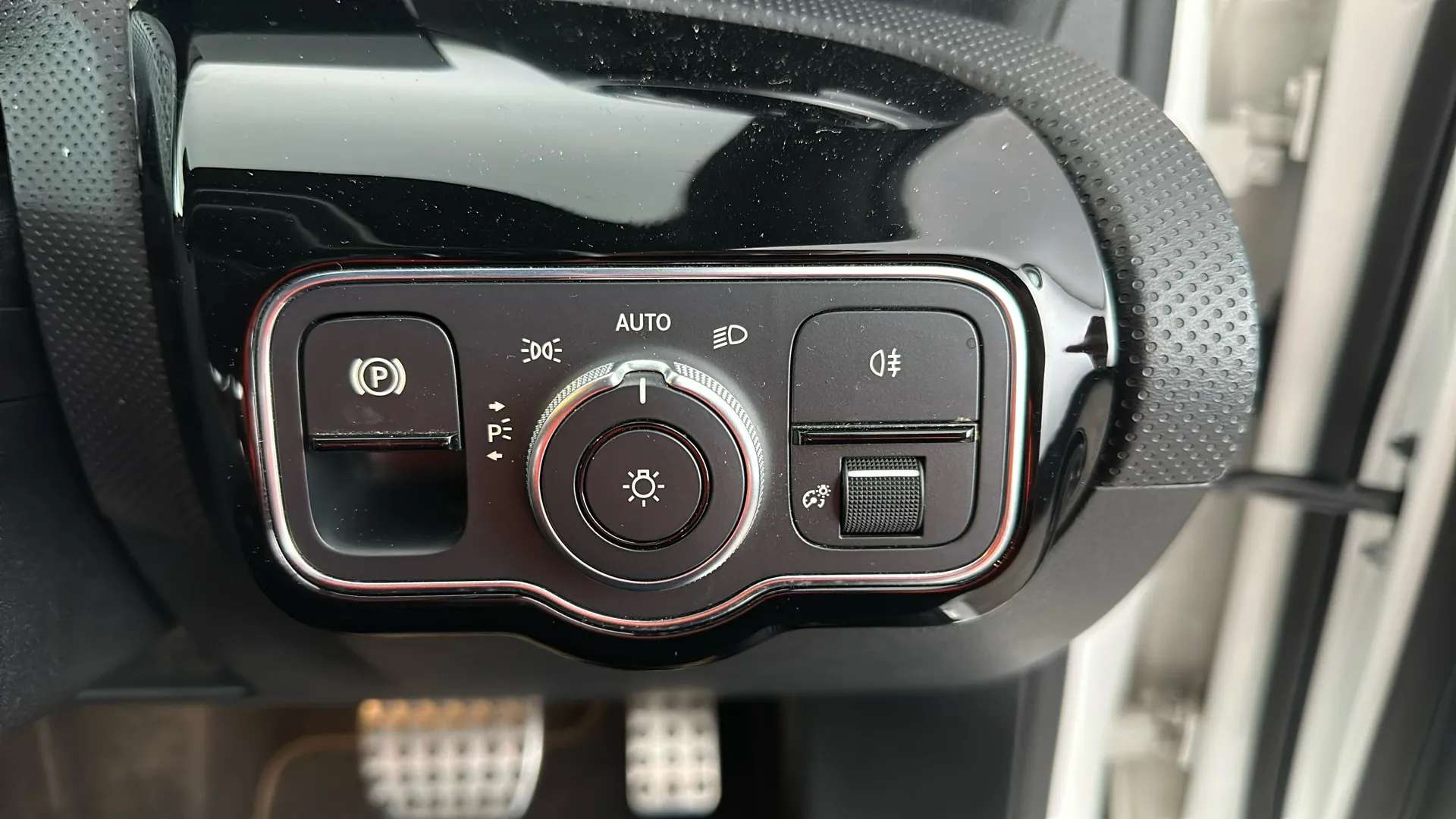 2021 MERCEDES-BENZ A CLASS 2021 MERCEDES-BENZ A CLASS