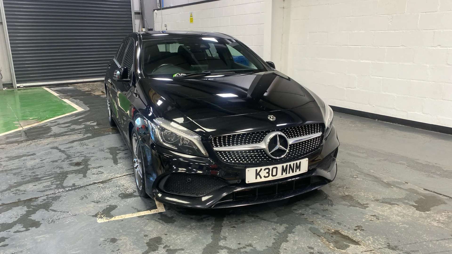 A 2018 MERCEDES-BENZ A CLASS A180 AMG Line Premium A 2018 MERCEDES-BENZ A CLASS A180 AMG Line Premium