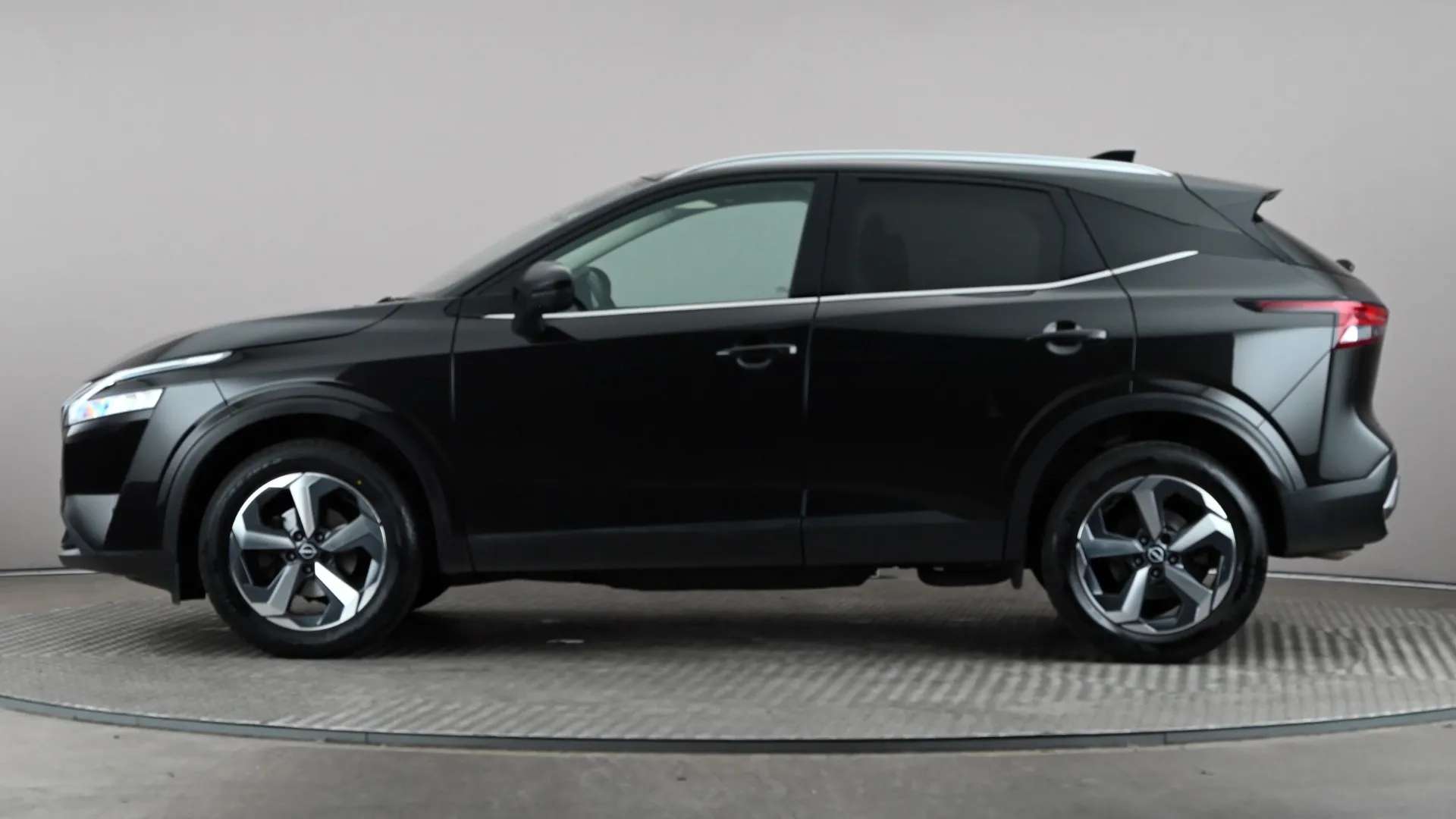 A 2024 NISSAN QASHQAI 1.3 DiG-T MH N-Connecta A 2024 NISSAN QASHQAI 1.3 DiG-T MH N-Connecta