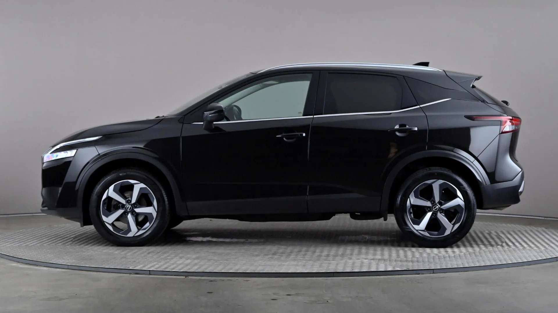 A 2024 NISSAN QASHQAI 1.3 DiG-T MH N-Connecta A 2024 NISSAN QASHQAI 1.3 DiG-T MH N-Connecta
