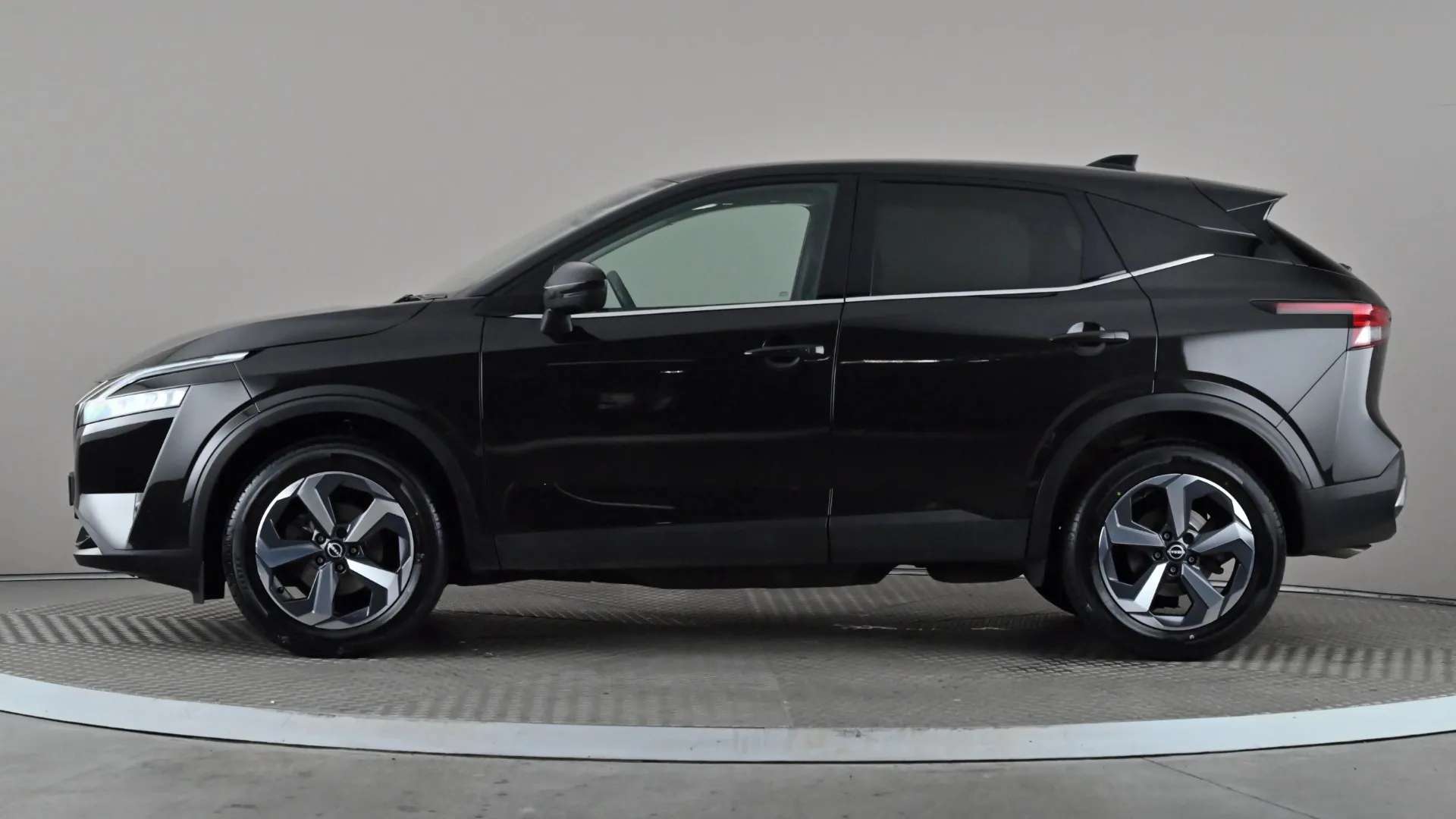 A 2023 NISSAN QASHQAI 1.3 DiG-T MH N-Connecta A 2023 NISSAN QASHQAI 1.3 DiG-T MH N-Connecta