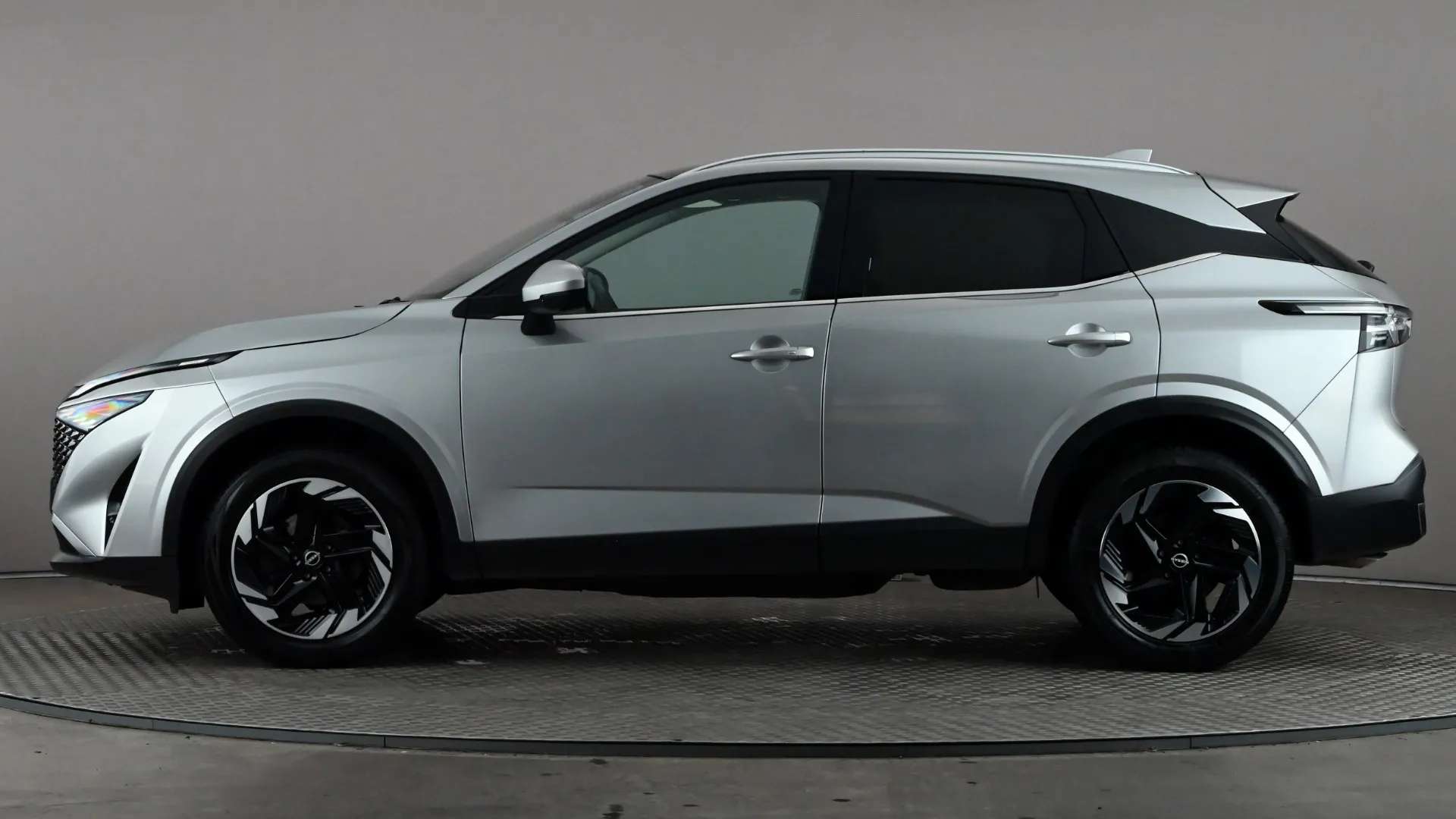 A 2024 NISSAN QASHQAI 1.3 DiG-T MH N-Connecta A 2024 NISSAN QASHQAI 1.3 DiG-T MH N-Connecta
