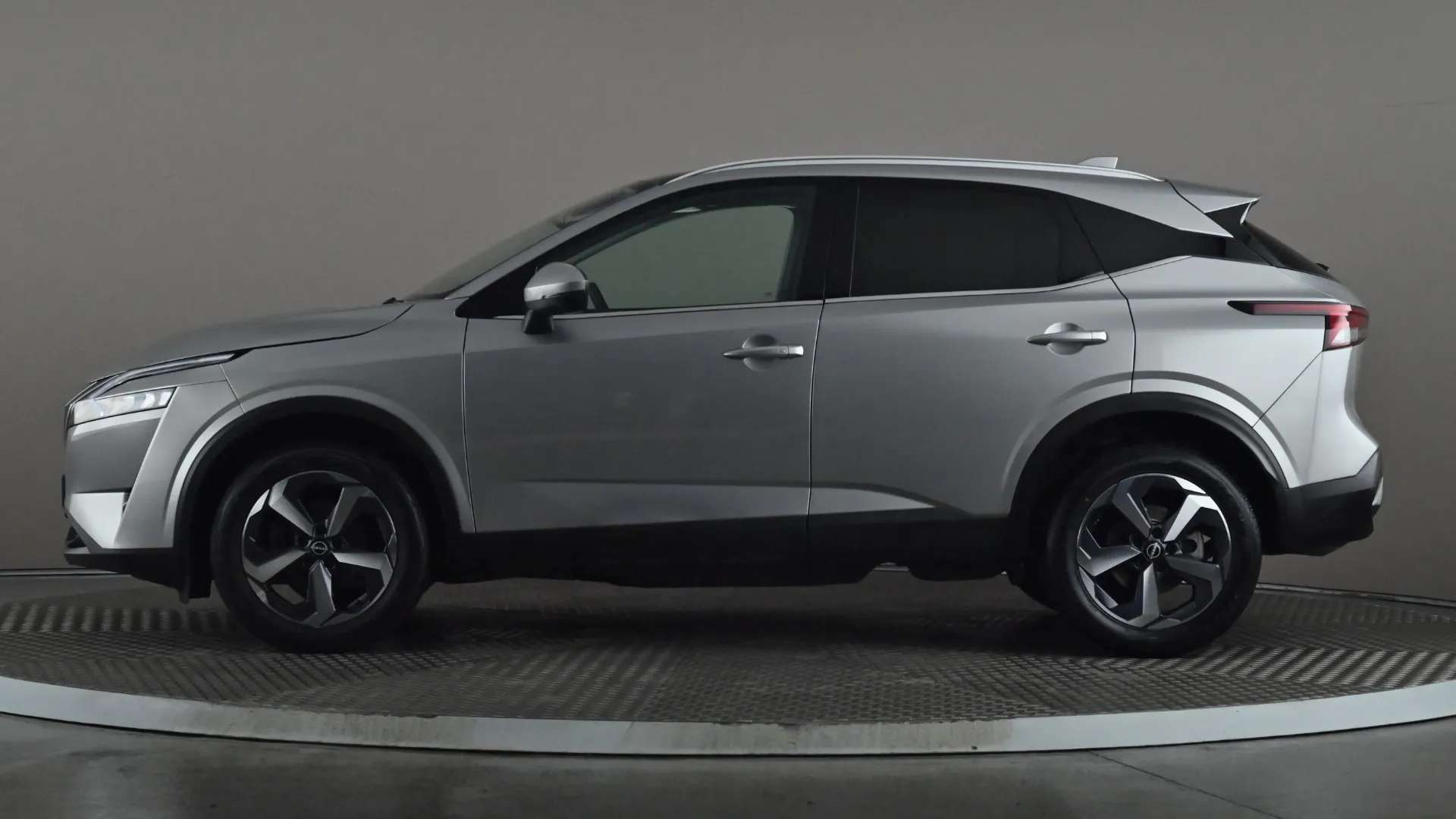 A 2024 NISSAN QASHQAI 1.3 DiG-T MH N-Connecta A 2024 NISSAN QASHQAI 1.3 DiG-T MH N-Connecta