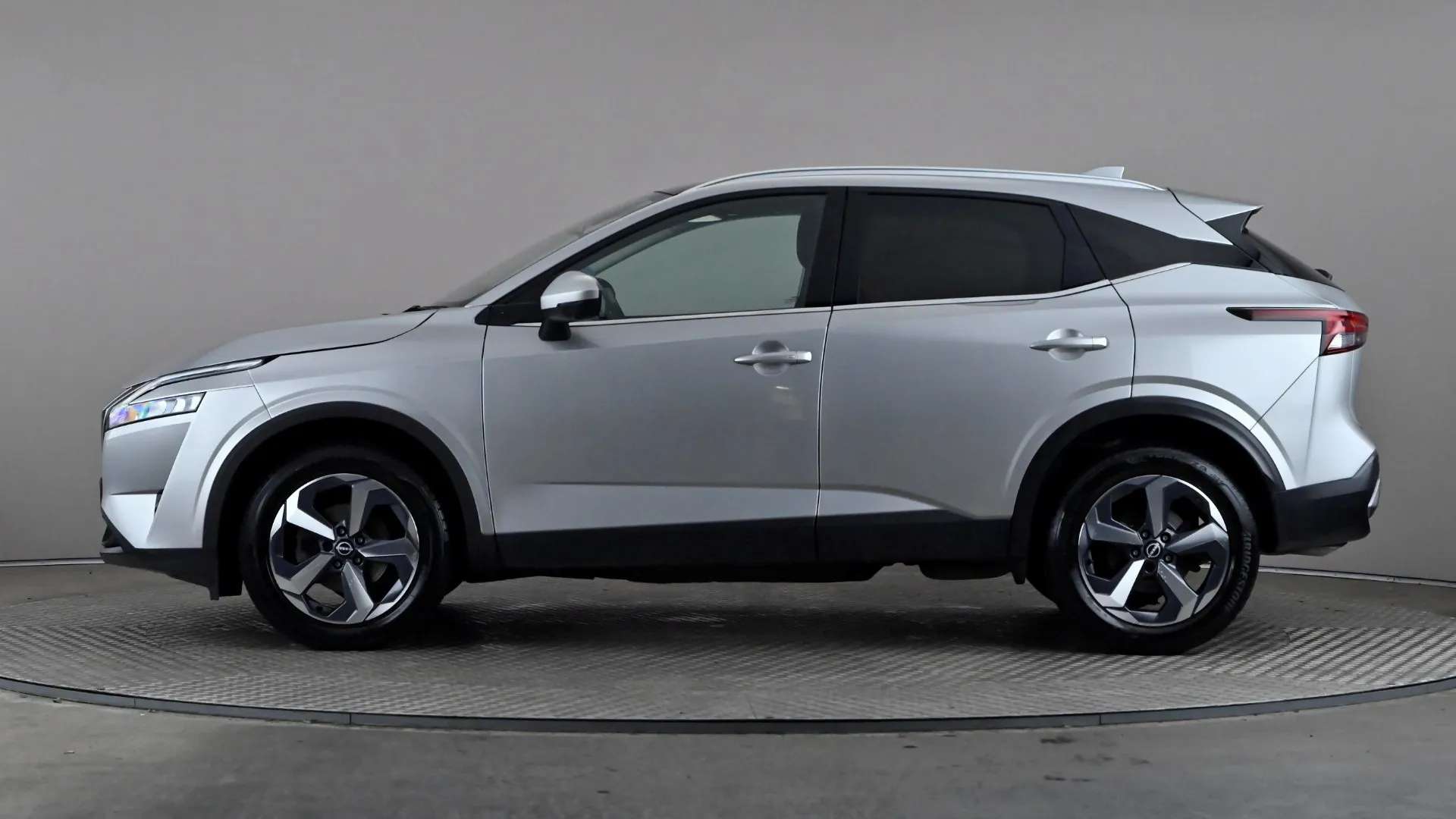 A 2024 NISSAN QASHQAI 1.3 DiG-T MH N-Connecta A 2024 NISSAN QASHQAI 1.3 DiG-T MH N-Connecta