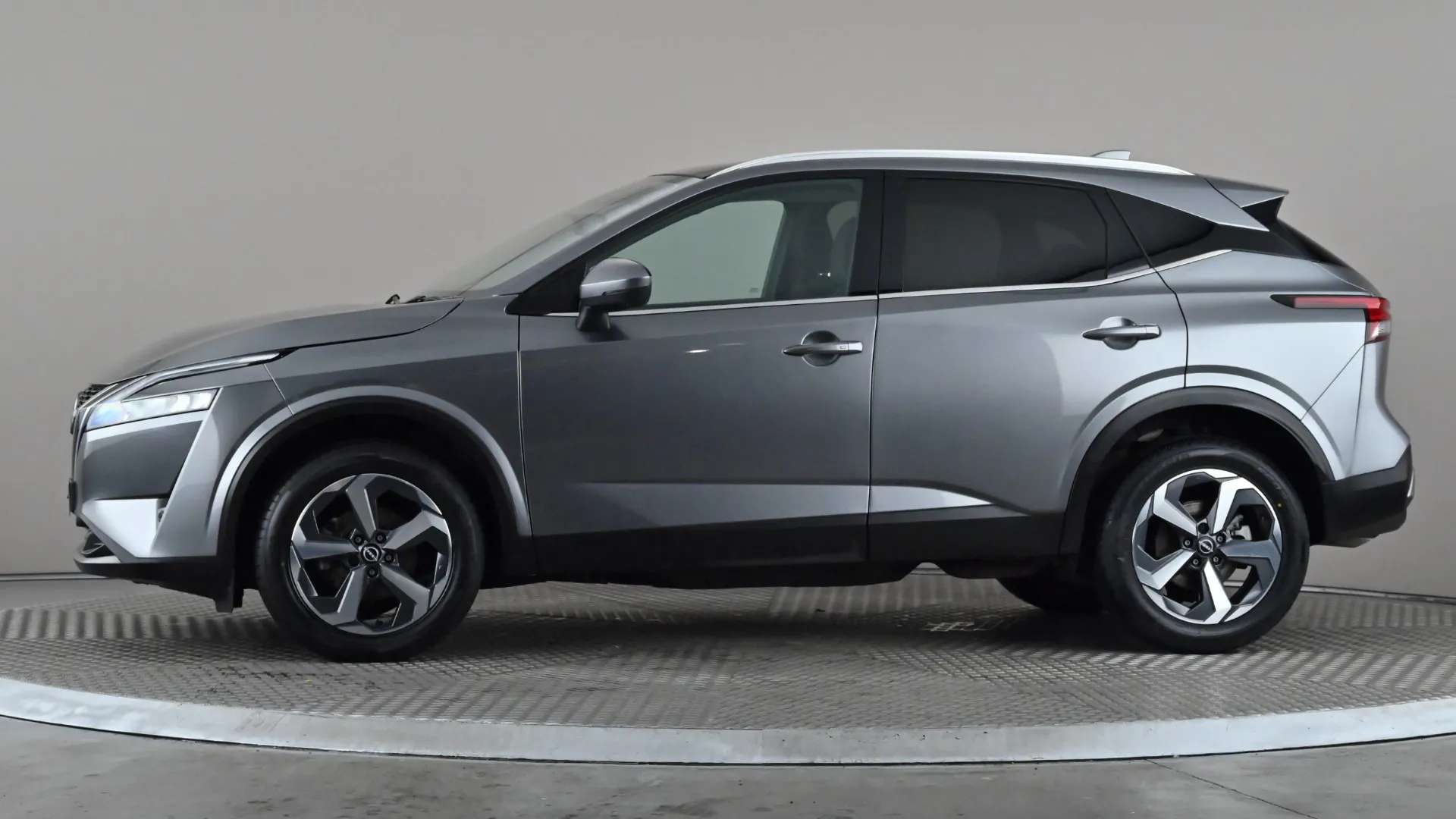 A 2024 NISSAN QASHQAI 1.3 DiG-T MH N-Connecta A 2024 NISSAN QASHQAI 1.3 DiG-T MH N-Connecta
