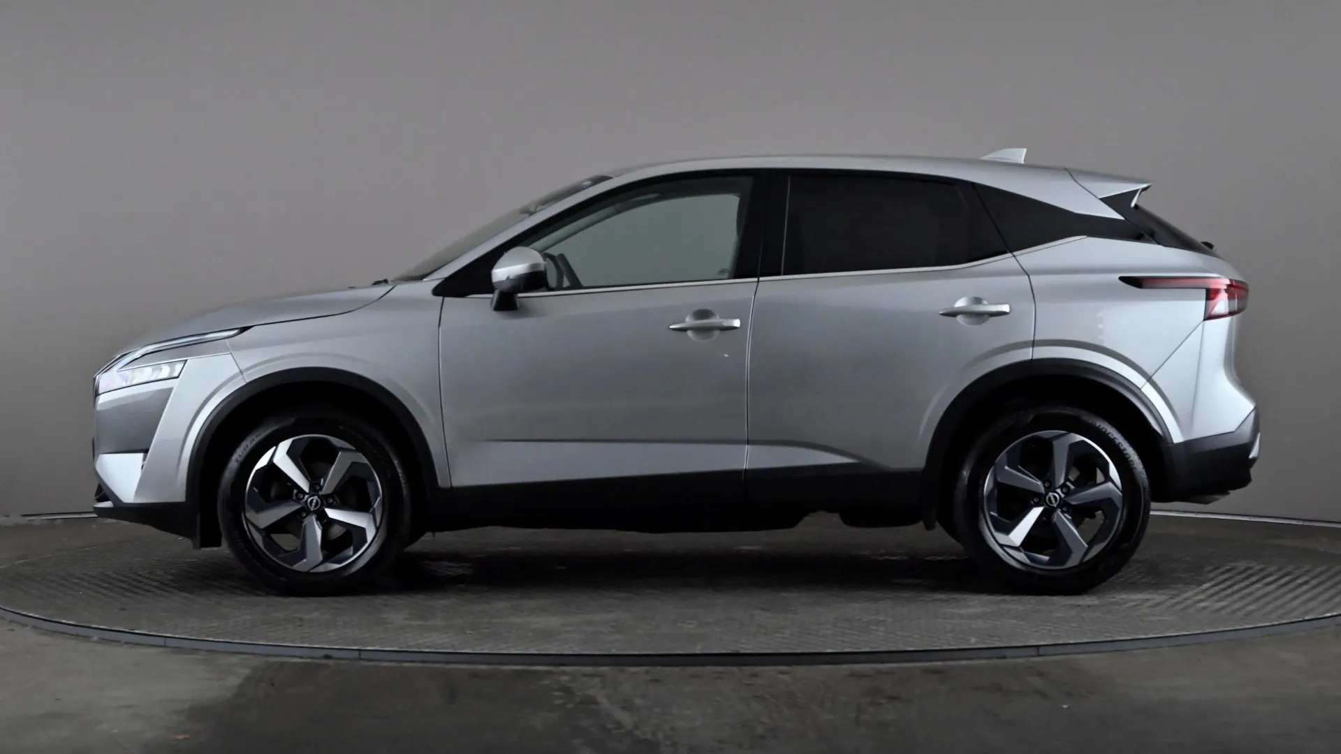 A 2023 NISSAN QASHQAI 1.3 DiG-T MH N-Connecta A 2023 NISSAN QASHQAI 1.3 DiG-T MH N-Connecta