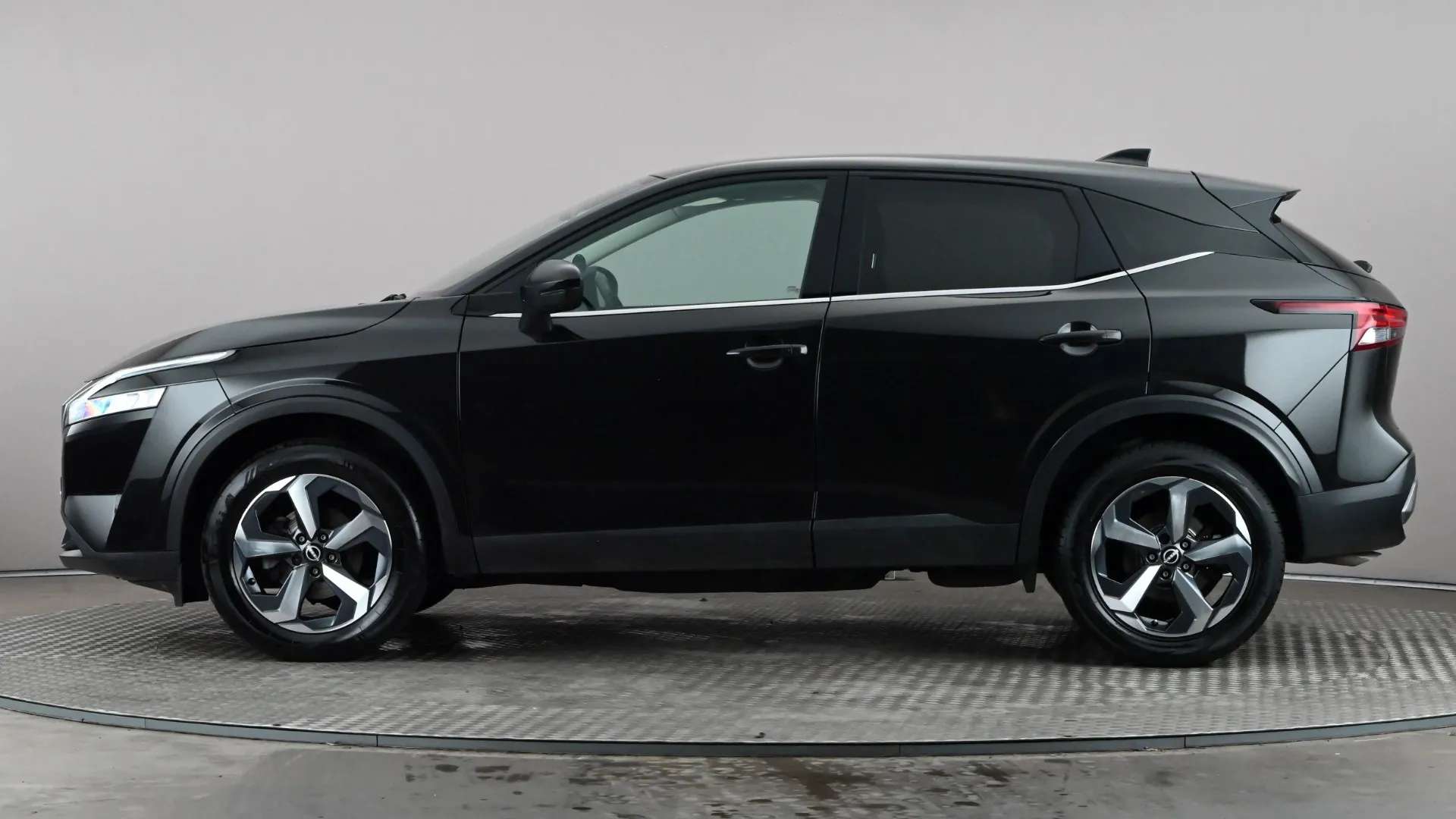 A 2022 NISSAN QASHQAI 1.3 DiG-T MH N-Connecta A 2022 NISSAN QASHQAI 1.3 DiG-T MH N-Connecta