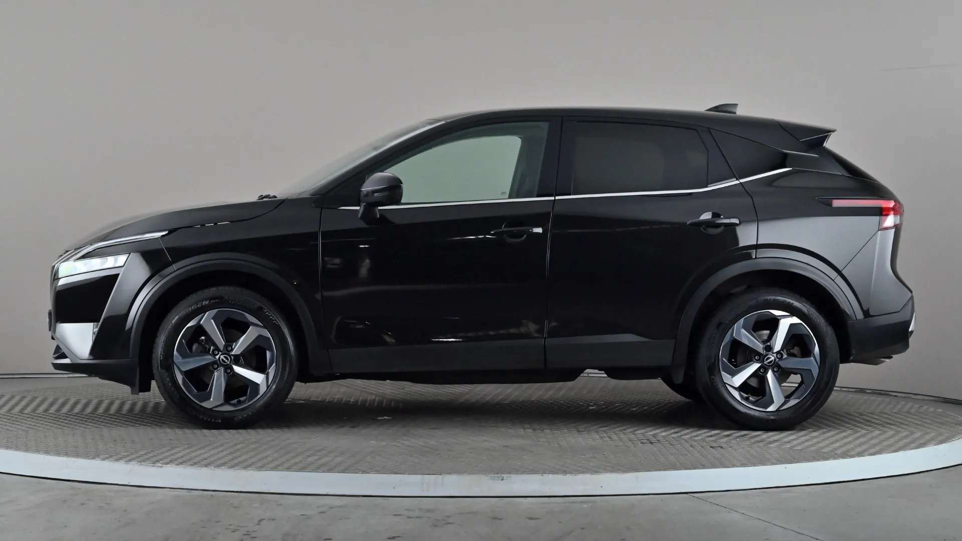 A 2023 NISSAN QASHQAI 1.3 DiG-T MH N-Connecta A 2023 NISSAN QASHQAI 1.3 DiG-T MH N-Connecta