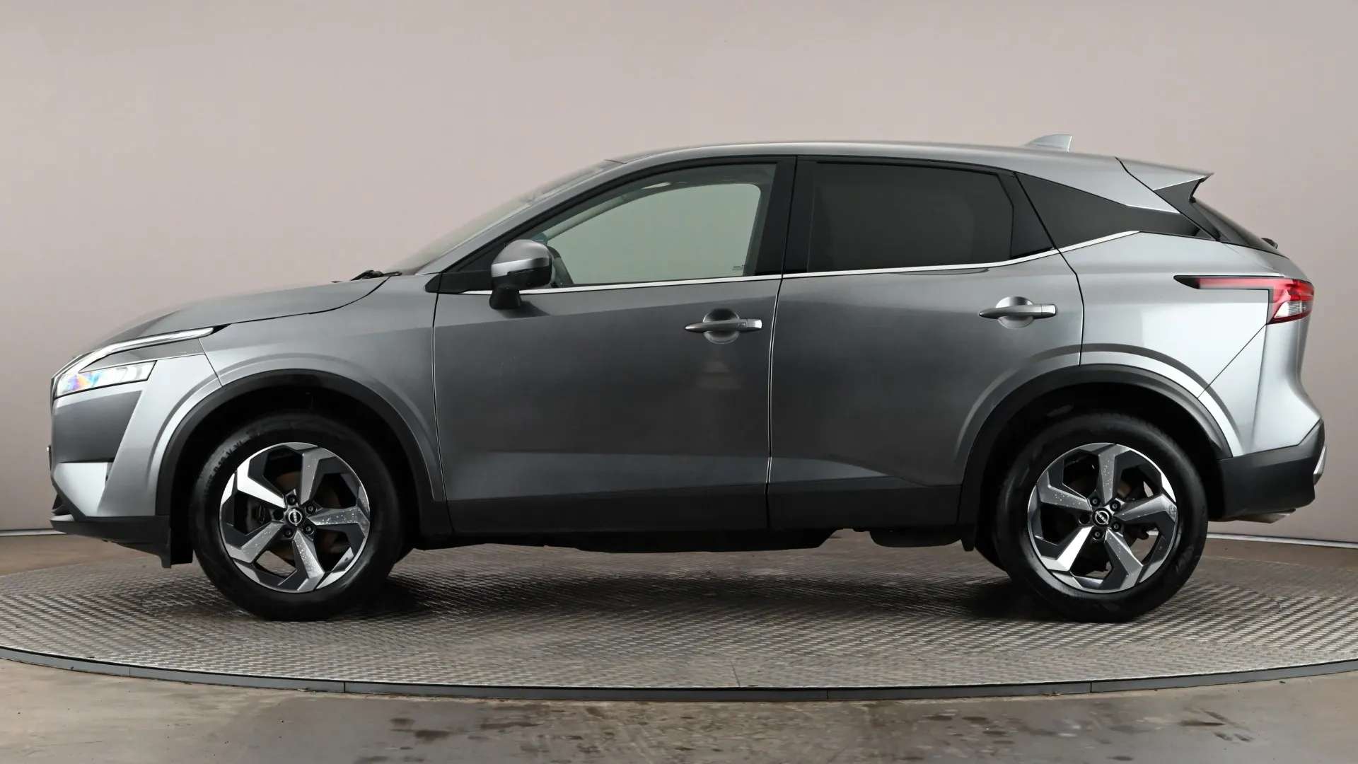 A 2022 NISSAN QASHQAI 1.3 DiG-T MH N-Connecta A 2022 NISSAN QASHQAI 1.3 DiG-T MH N-Connecta