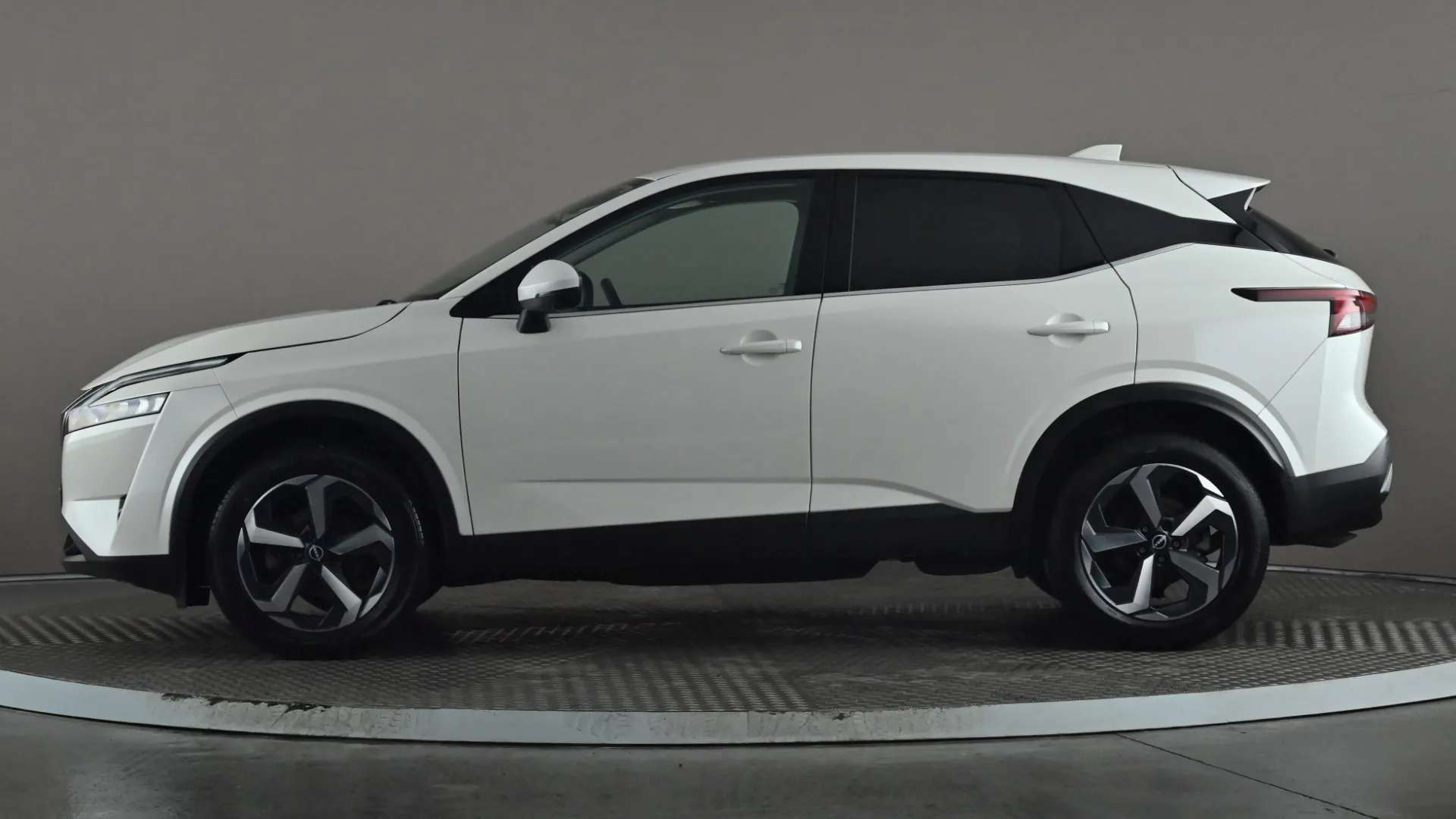 A 2023 NISSAN QASHQAI 1.3 DiG-T MH N-Connecta A 2023 NISSAN QASHQAI 1.3 DiG-T MH N-Connecta