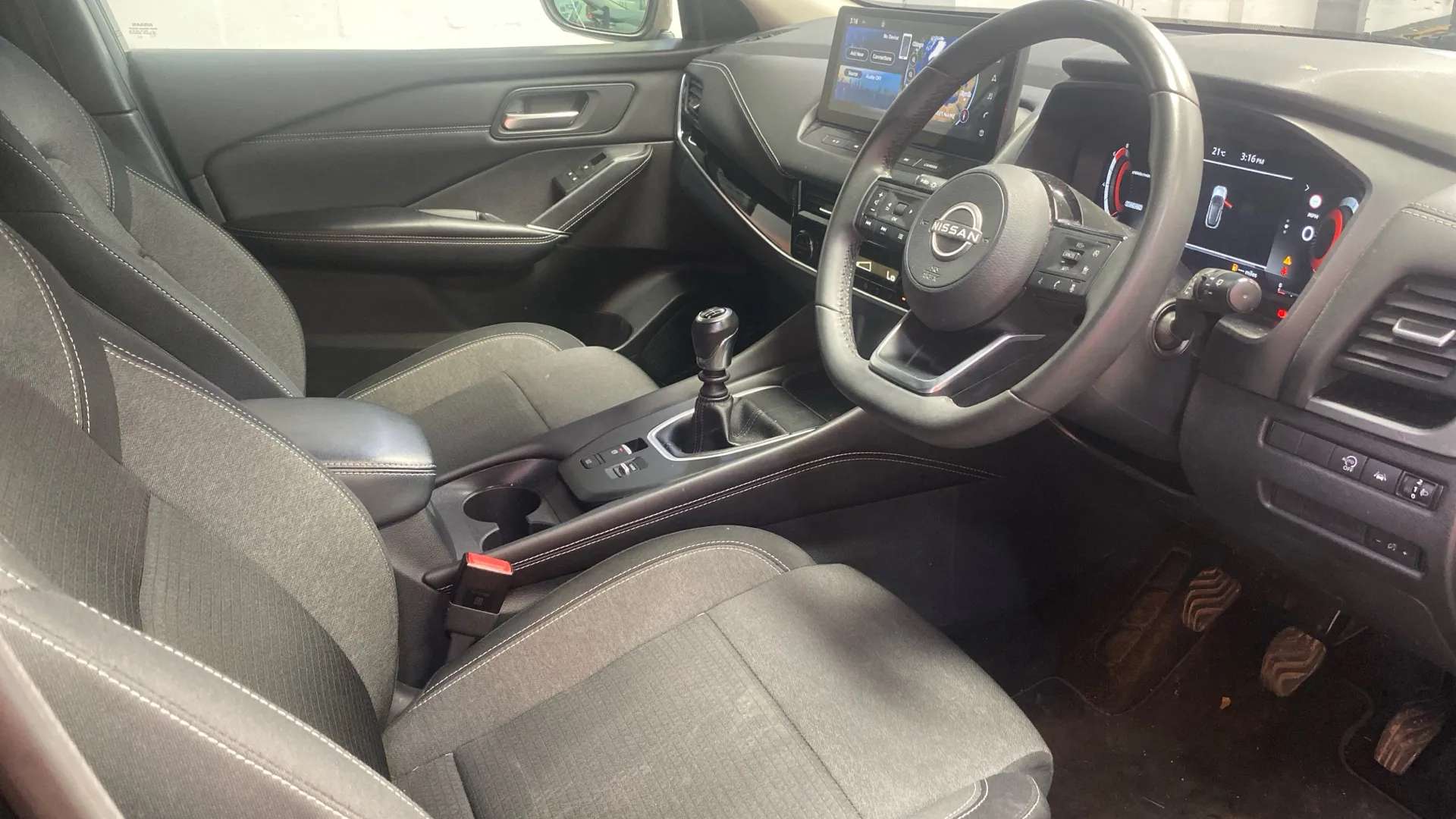 A 2023 NISSAN QASHQAI 1.3 DiG-T MH N-Connecta A 2023 NISSAN QASHQAI 1.3 DiG-T MH N-Connecta