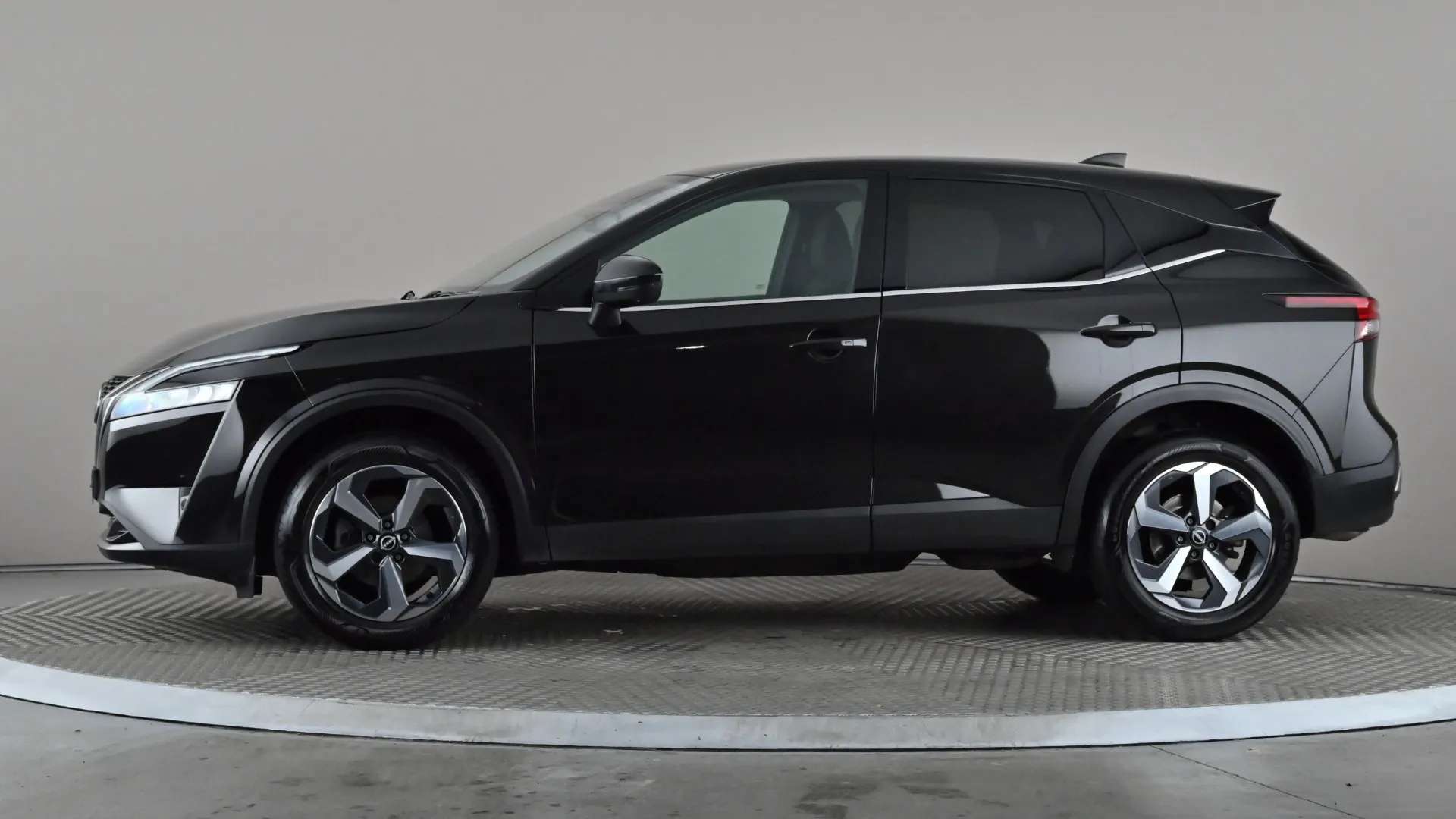 A 2023 NISSAN QASHQAI 1.3 DiG-T MH N-Connecta A 2023 NISSAN QASHQAI 1.3 DiG-T MH N-Connecta