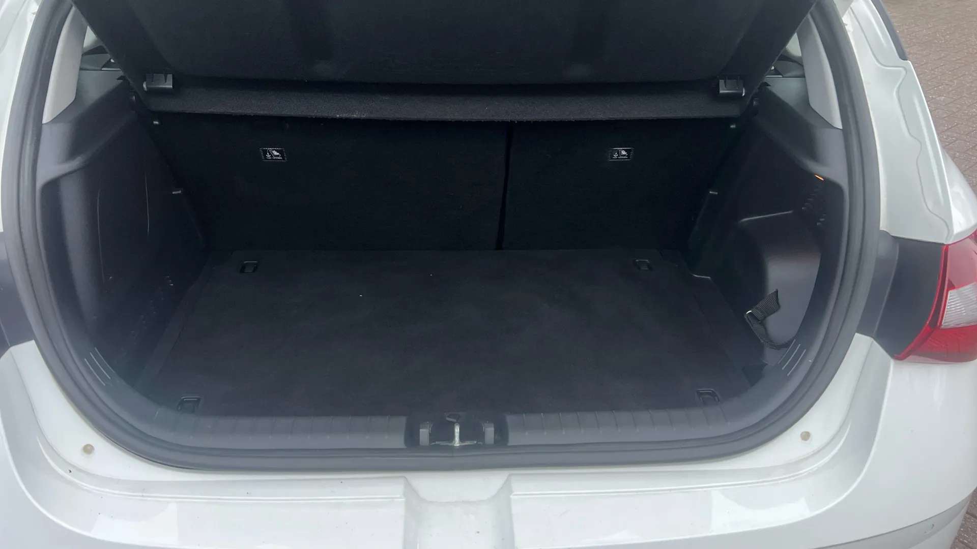 2021 HYUNDAI I20 2021 HYUNDAI I20