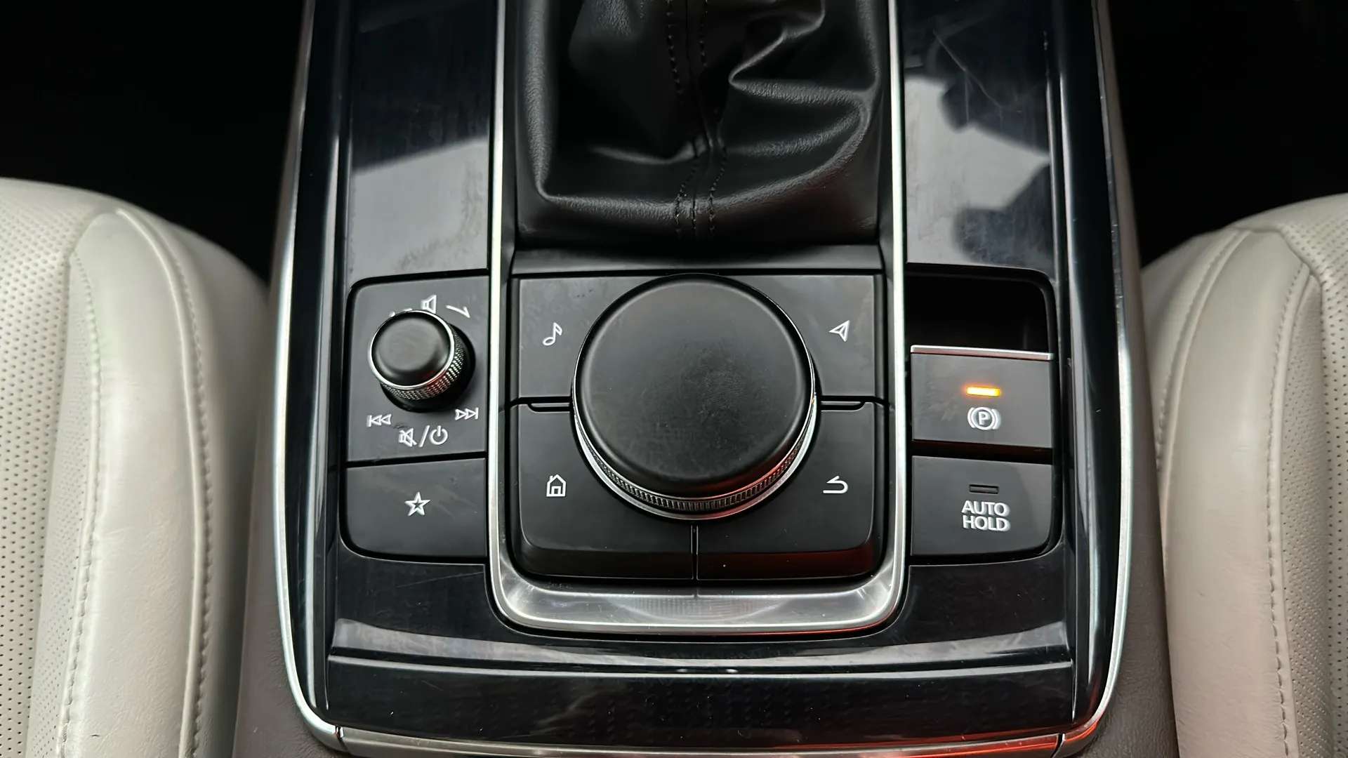 2020 MAZDA CX-30 2020 MAZDA CX-30