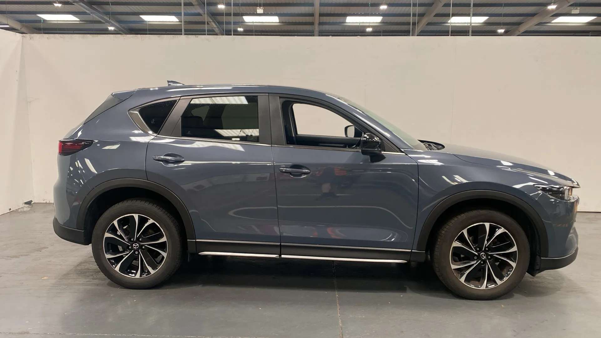 A 2024 MAZDA CX-5 2.0 e-Skyactiv G MHEV Newground A 2024 MAZDA CX-5 2.0 e-Skyactiv G MHEV Newground