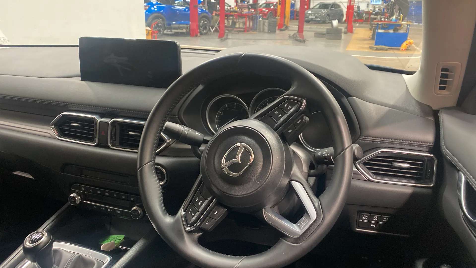A 2024 MAZDA CX-5 2.0 e-Skyactiv G MHEV Newground A 2024 MAZDA CX-5 2.0 e-Skyactiv G MHEV Newground