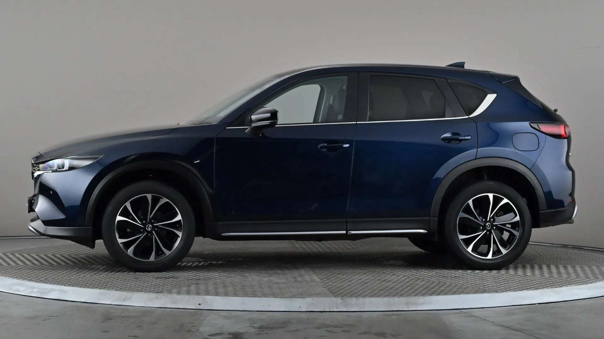 A 2025 MAZDA CX-5 2.0 e-Skyactiv G MHEV Newground A 2025 MAZDA CX-5 2.0 e-Skyactiv G MHEV Newground
