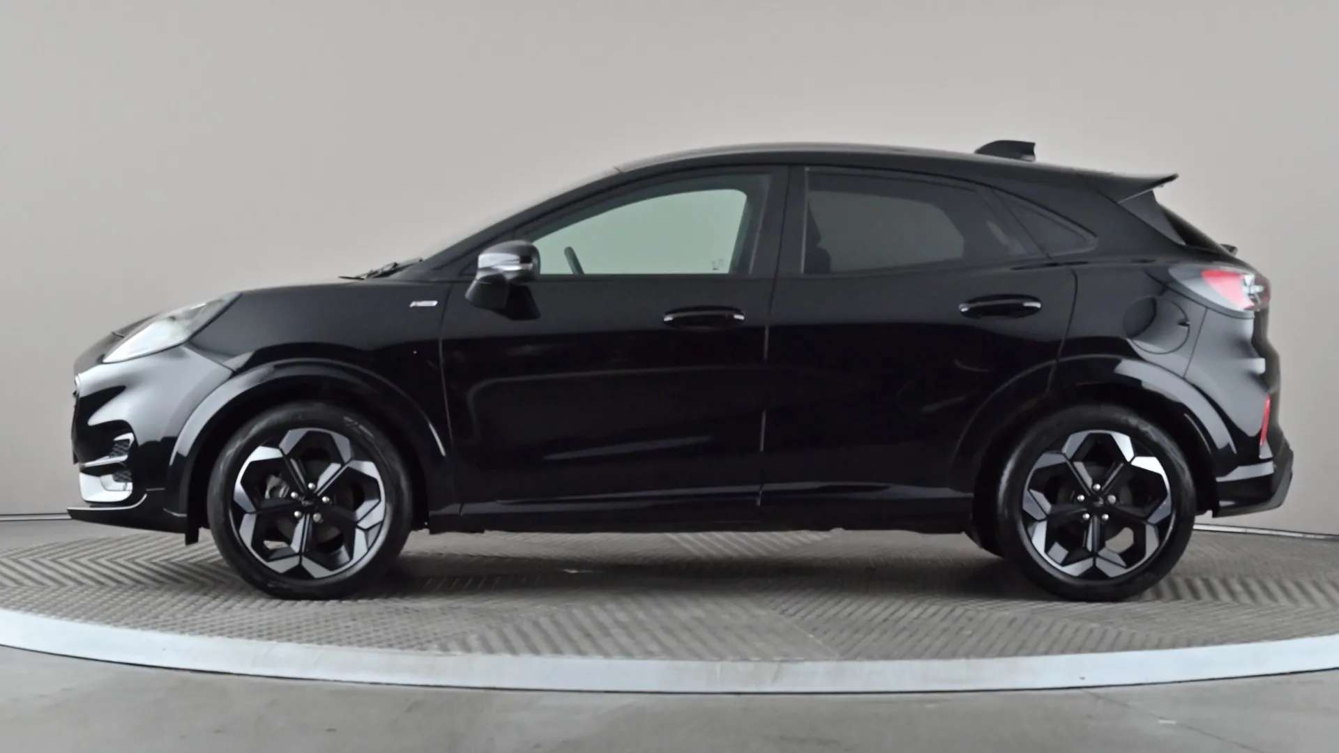 A 2025 FORD PUMA 1.0 EcoBoost Hybrid mHEV ST-Line X A 2025 FORD PUMA 1.0 EcoBoost Hybrid mHEV ST-Line X