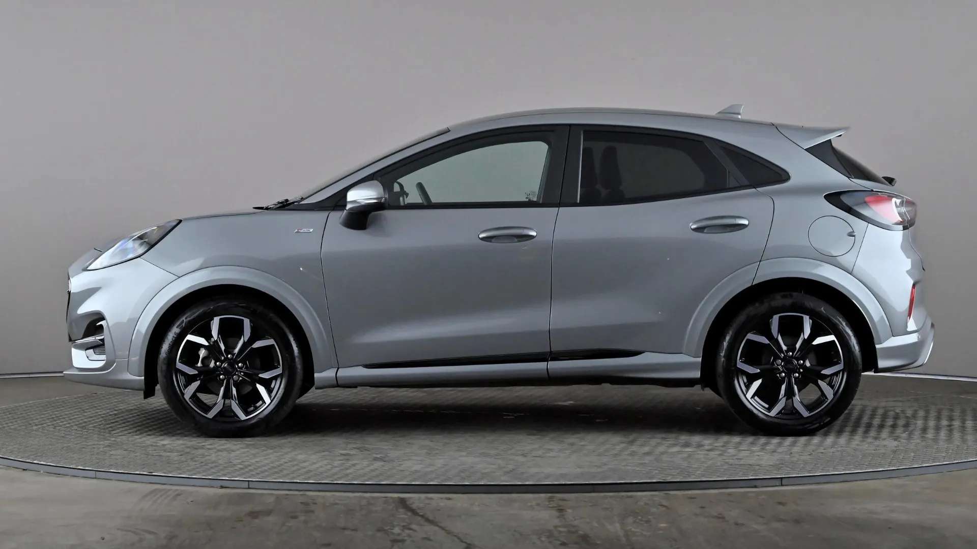 A 2023 FORD PUMA 1.0 EcoBoost Hybrid mHEV ST-Line X A 2023 FORD PUMA 1.0 EcoBoost Hybrid mHEV ST-Line X
