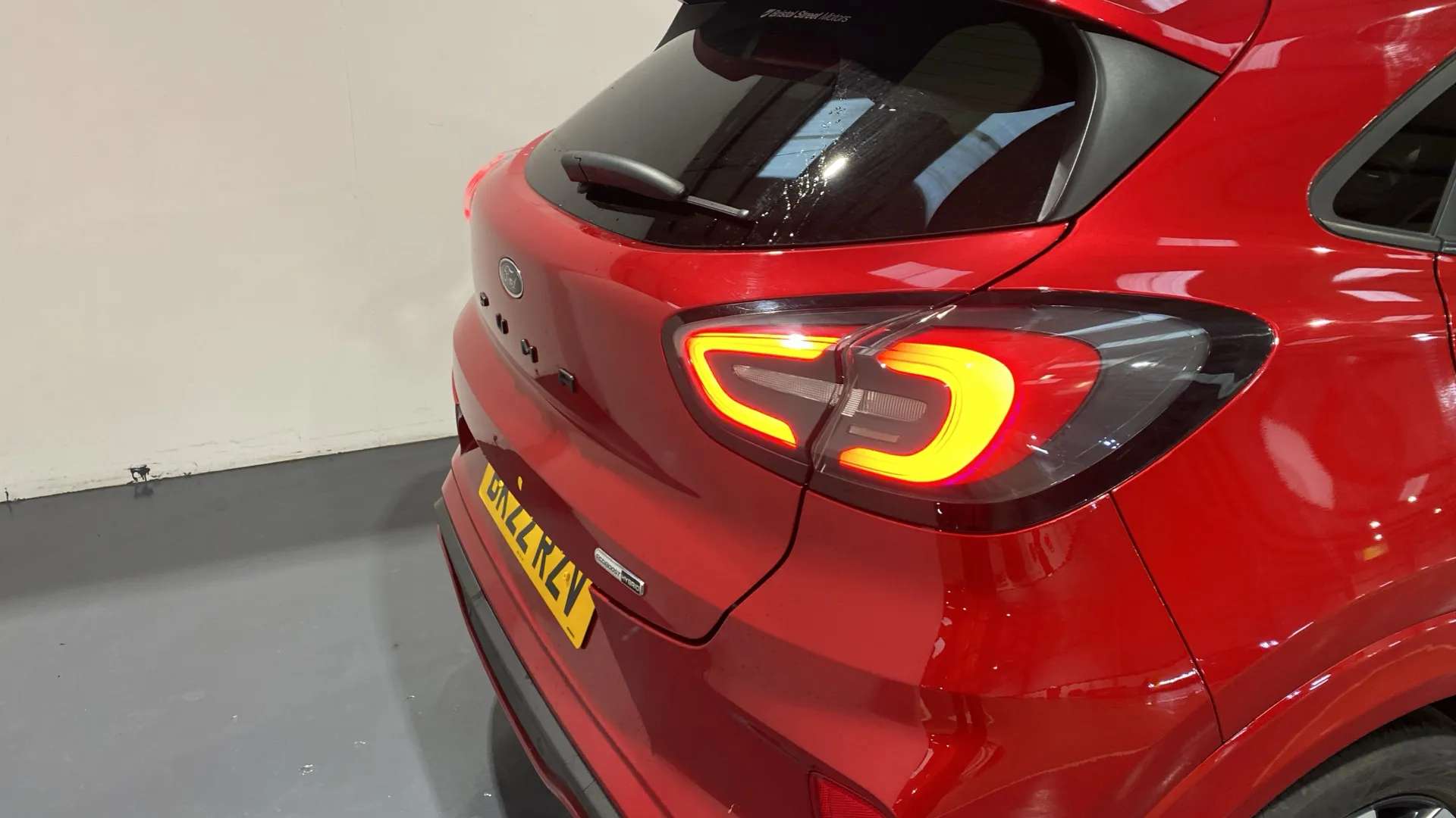 A 2022 FORD PUMA 1.0 EcoBoost Hybrid mHEV ST-Line X A 2022 FORD PUMA 1.0 EcoBoost Hybrid mHEV ST-Line X