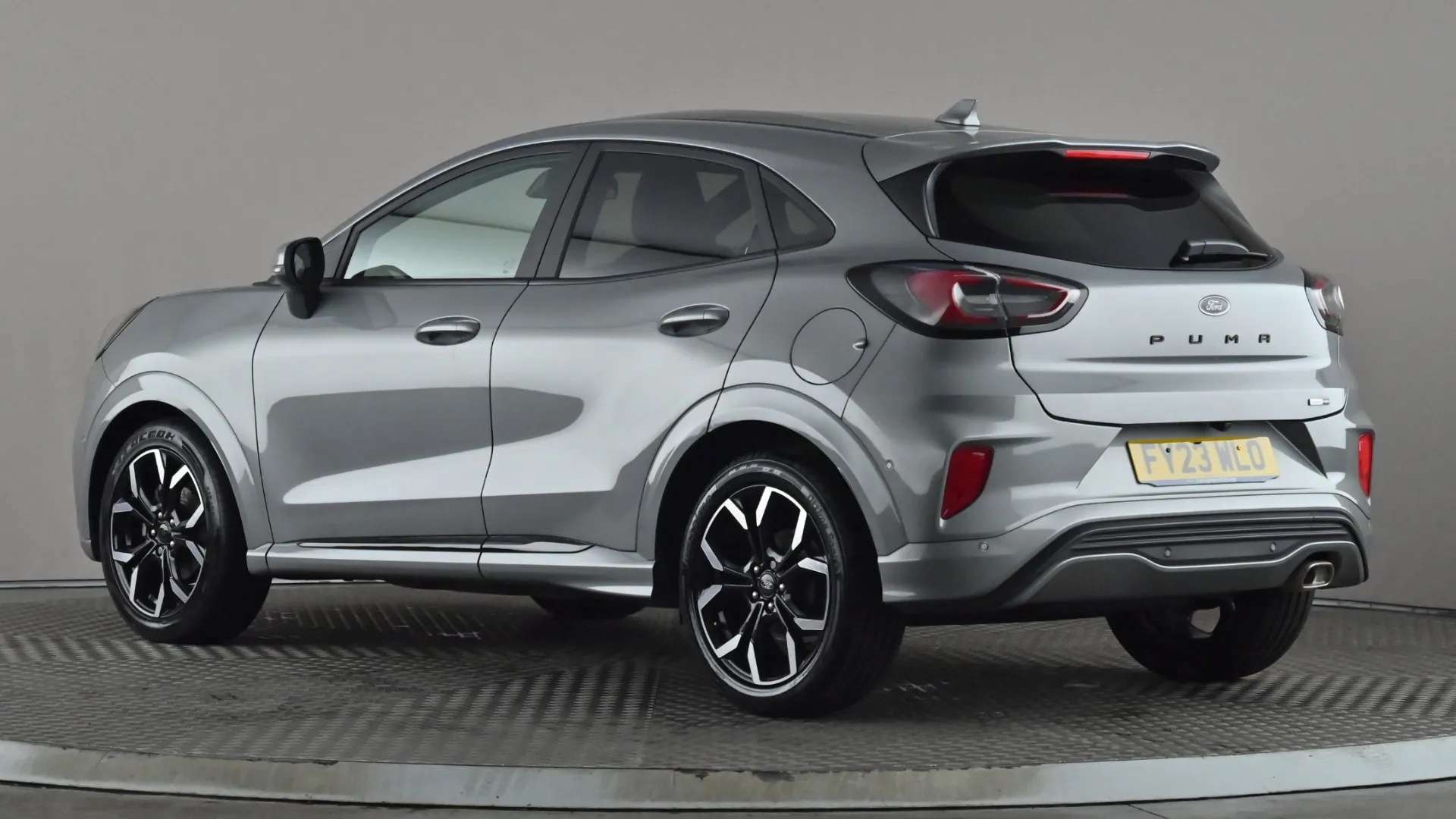 A 2023 FORD PUMA 1.0 EcoBoost Hybrid mHEV ST-Line X A 2023 FORD PUMA 1.0 EcoBoost Hybrid mHEV ST-Line X