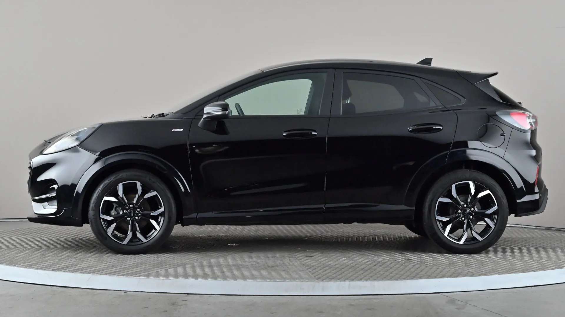 A 2023 FORD PUMA 1.0 EcoBoost Hybrid mHEV ST-Line X A 2023 FORD PUMA 1.0 EcoBoost Hybrid mHEV ST-Line X