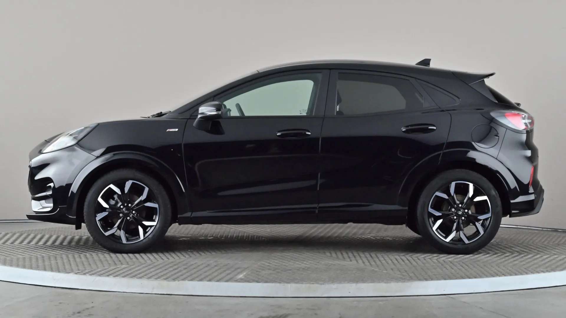 A 2022 FORD PUMA 1.0 EcoBoost Hybrid mHEV ST-Line X A 2022 FORD PUMA 1.0 EcoBoost Hybrid mHEV ST-Line X