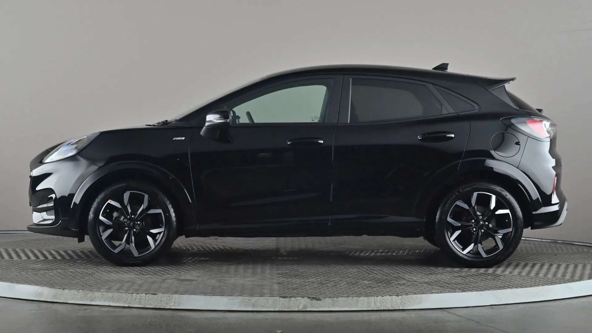 A 2023 FORD PUMA 1.0 EcoBoost Hybrid mHEV ST-Line X A 2023 FORD PUMA 1.0 EcoBoost Hybrid mHEV ST-Line X