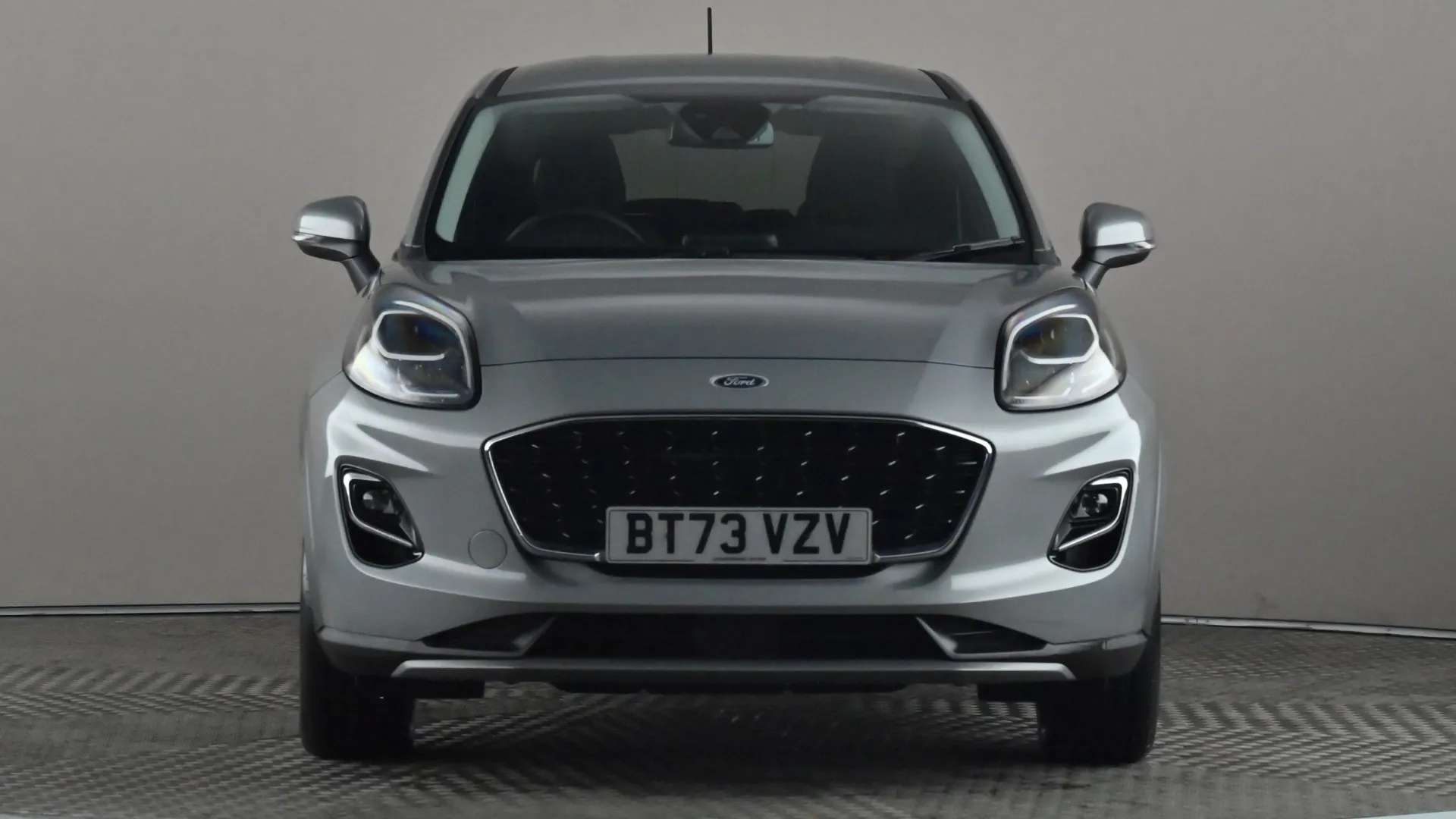 A 2023 FORD PUMA 1.0 EcoBoost Hybrid mHEV Titanium A 2023 FORD PUMA 1.0 EcoBoost Hybrid mHEV Titanium