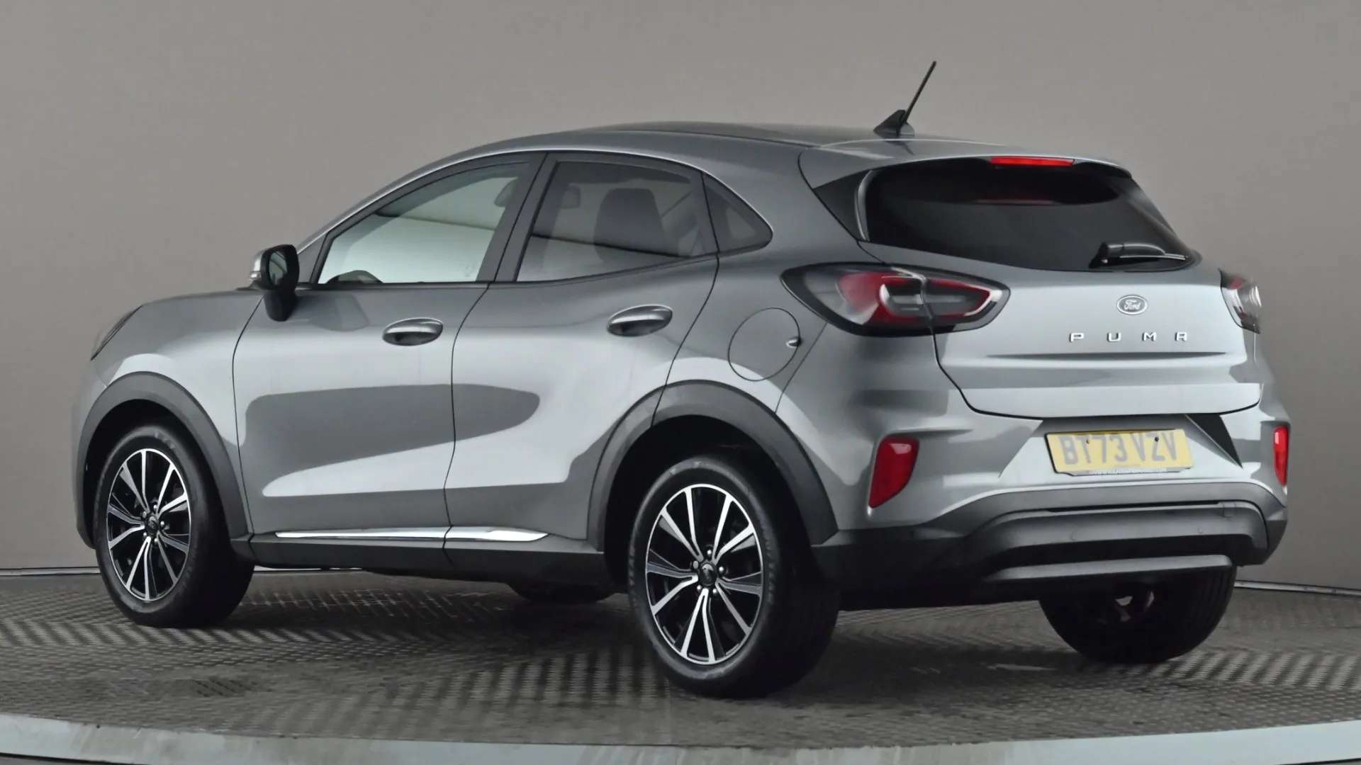 A 2023 FORD PUMA 1.0 EcoBoost Hybrid mHEV Titanium A 2023 FORD PUMA 1.0 EcoBoost Hybrid mHEV Titanium