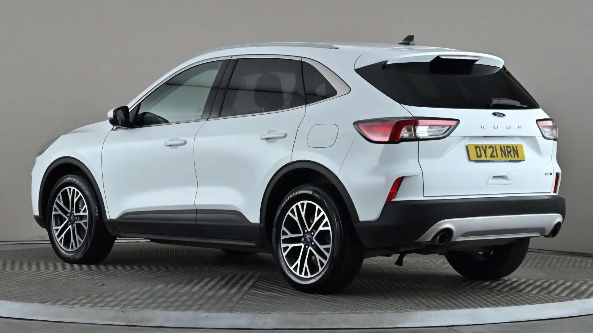 A 2021 FORD KUGA 2.0 EcoBlue mHEV Titanium A 2021 FORD KUGA 2.0 EcoBlue mHEV Titanium