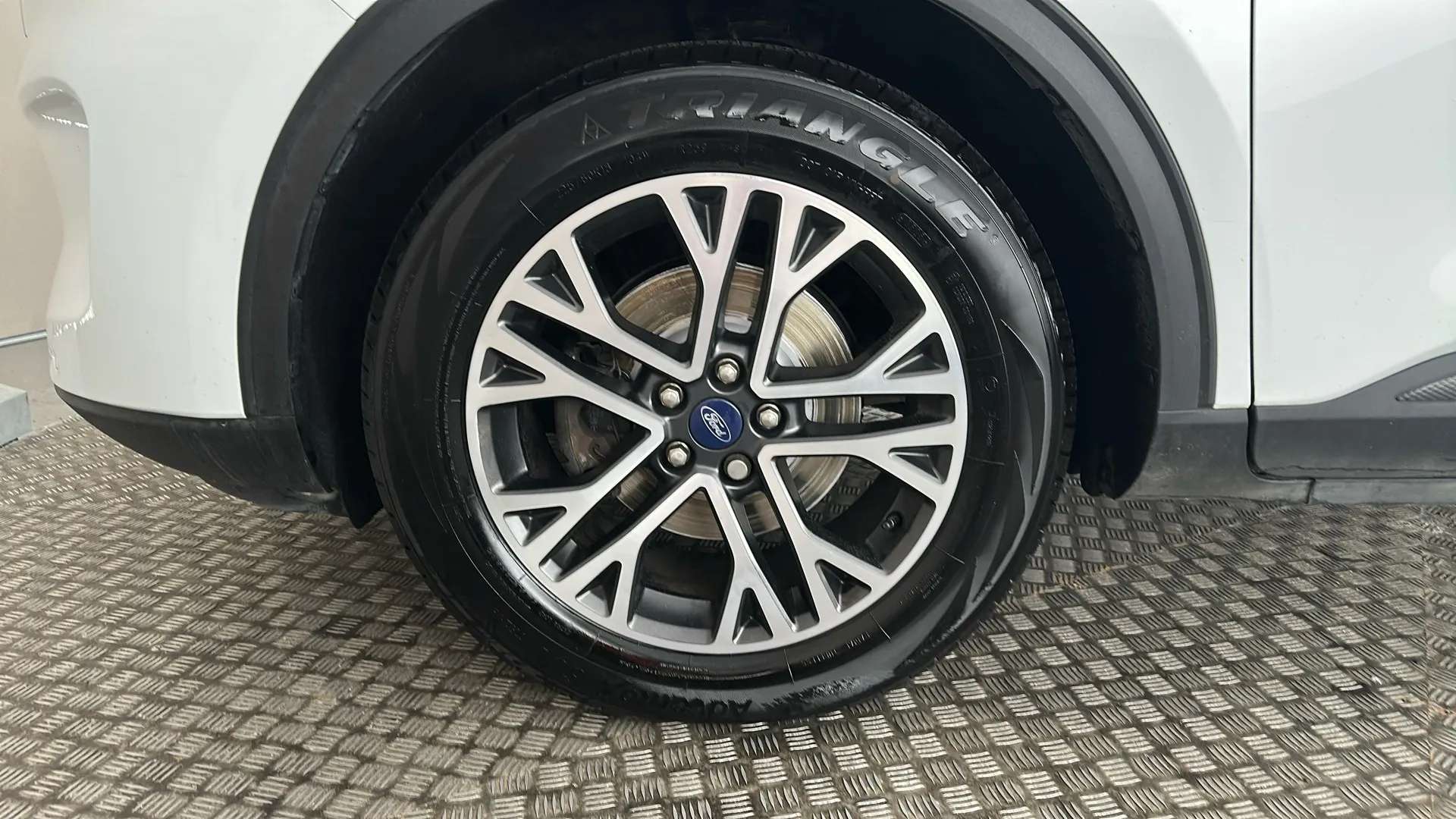 2021 FORD KUGA 2021 FORD KUGA