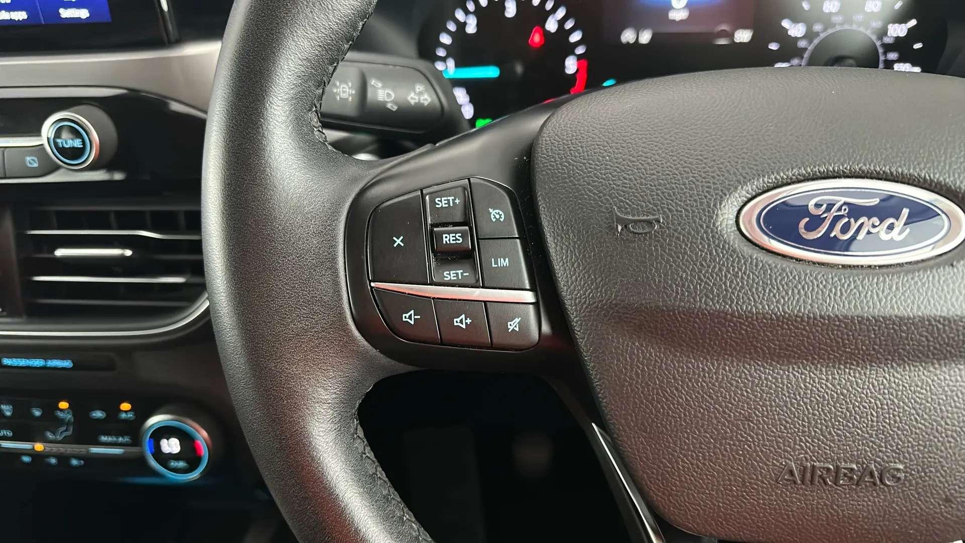 2021 FORD KUGA 2021 FORD KUGA