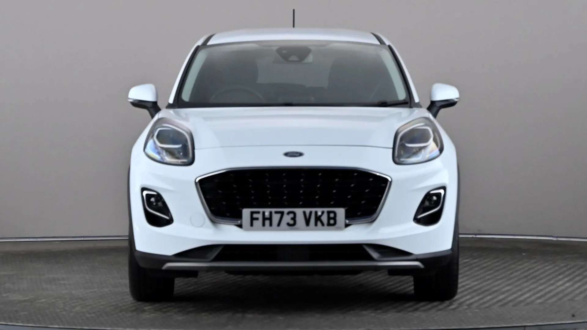 A 2024 FORD PUMA 1.0 EcoBoost Hybrid mHEV Titanium A 2024 FORD PUMA 1.0 EcoBoost Hybrid mHEV Titanium
