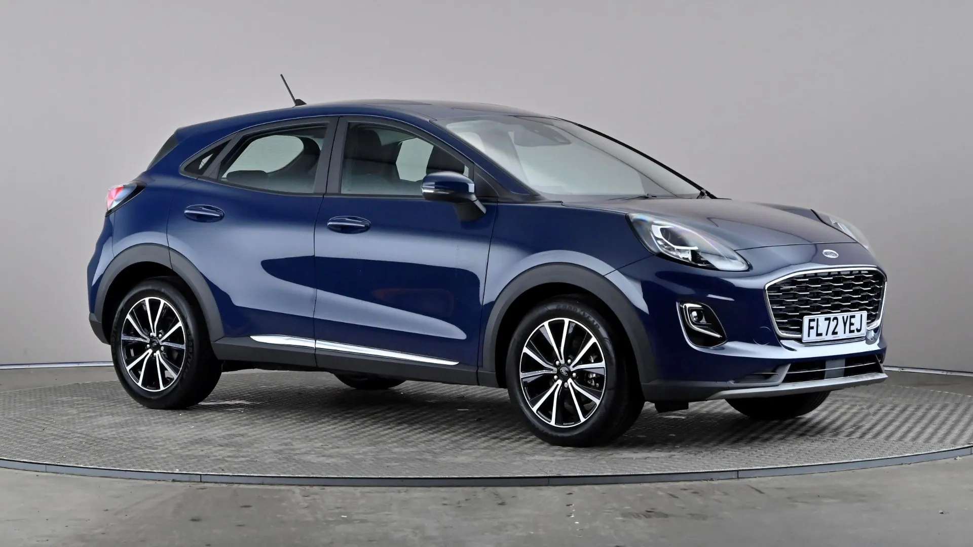 A 2022 FORD PUMA 1.0 EcoBoost Hybrid mHEV Titanium A 2022 FORD PUMA 1.0 EcoBoost Hybrid mHEV Titanium